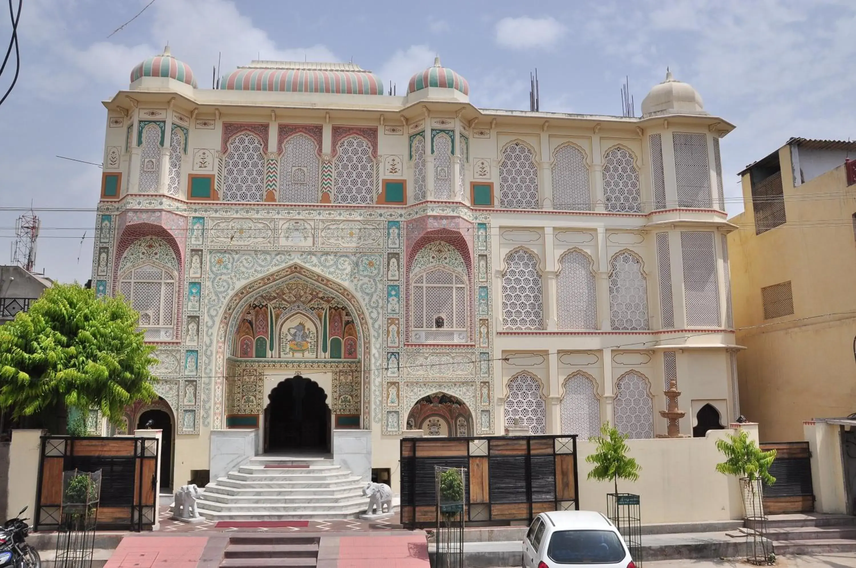 Property Building in Rani Mahal Hotel