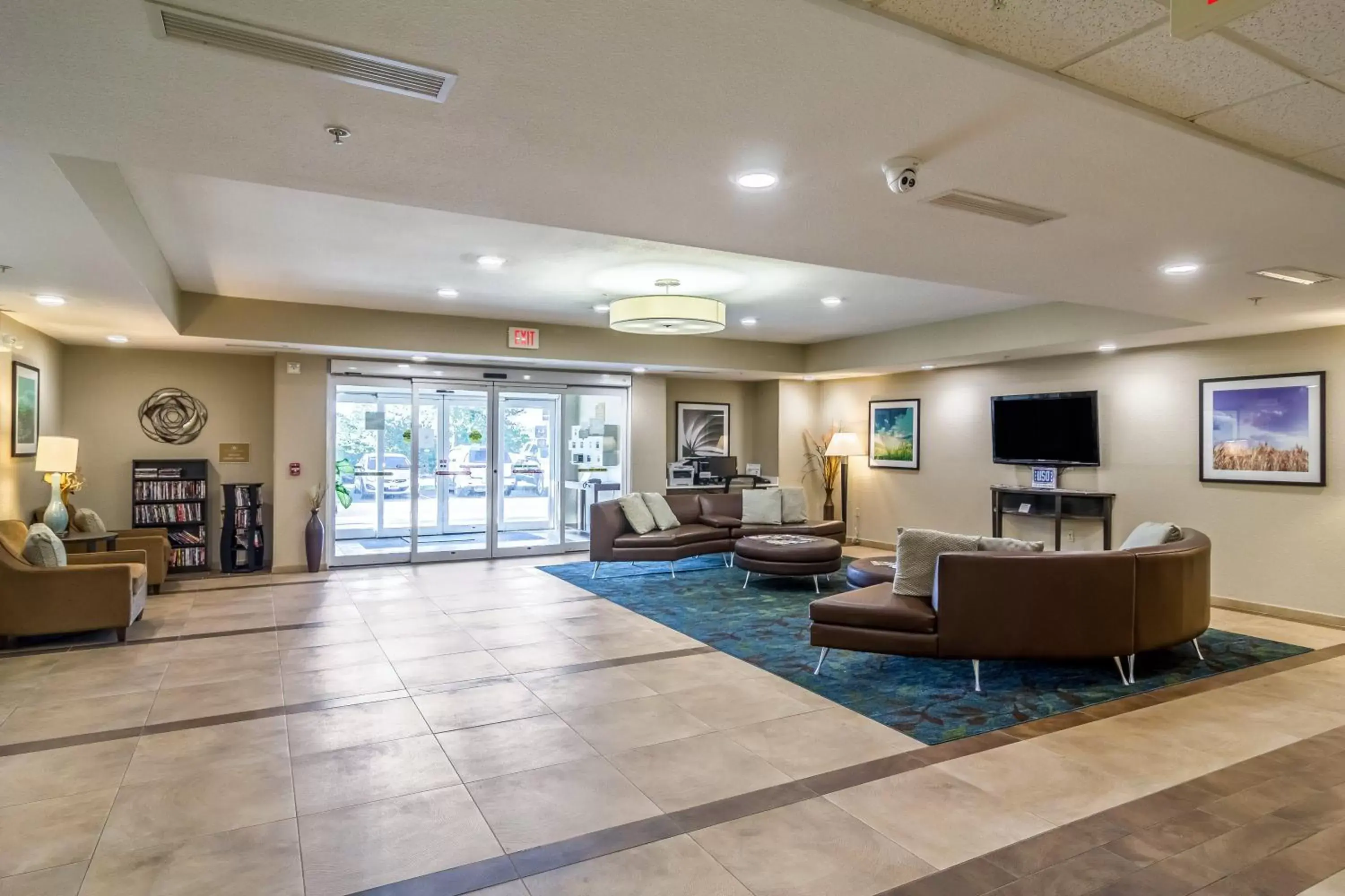 Property building, Lobby/Reception in Candlewood Suites Jacksonville East Merril Road, an IHG Hotel