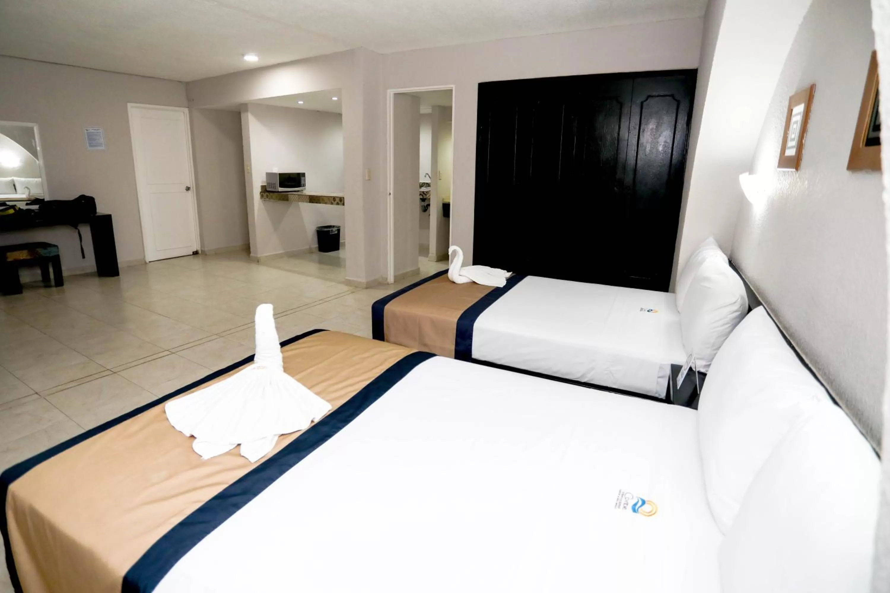 Bed in Hotel Caribe Internacional Cancun