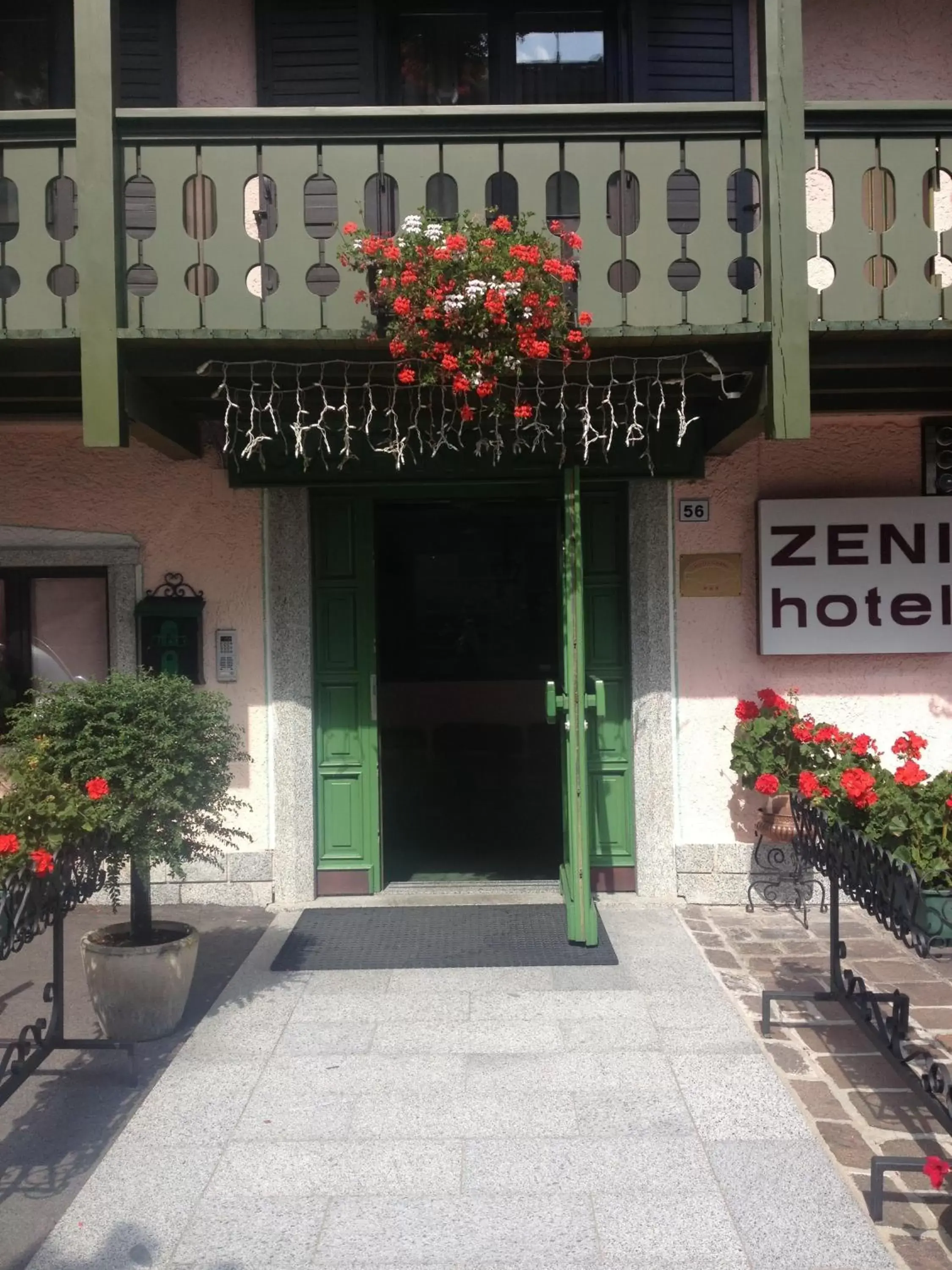 Property building in Hotel Zeni