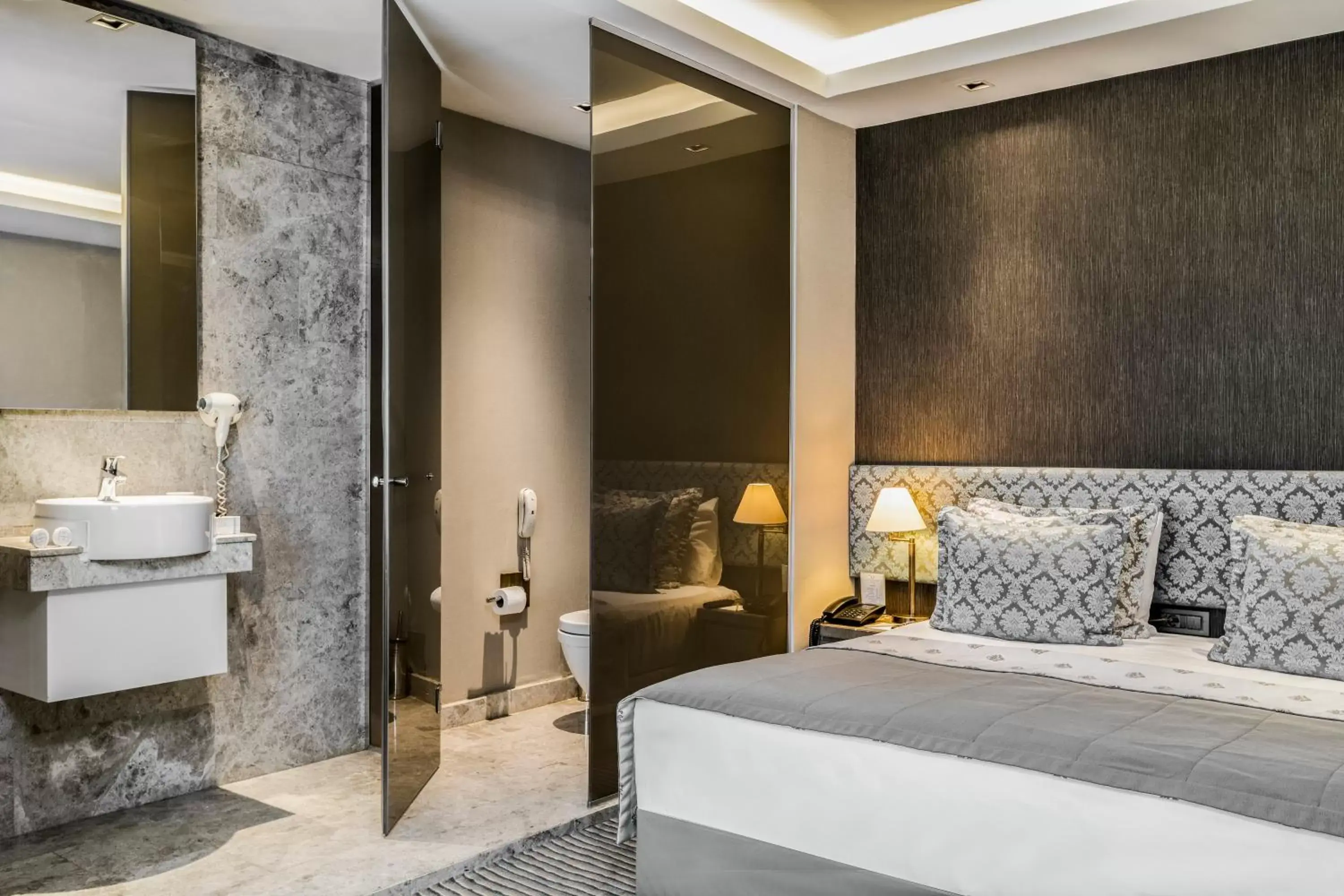 Bedroom, Bed in Grand Beyazit Hotel