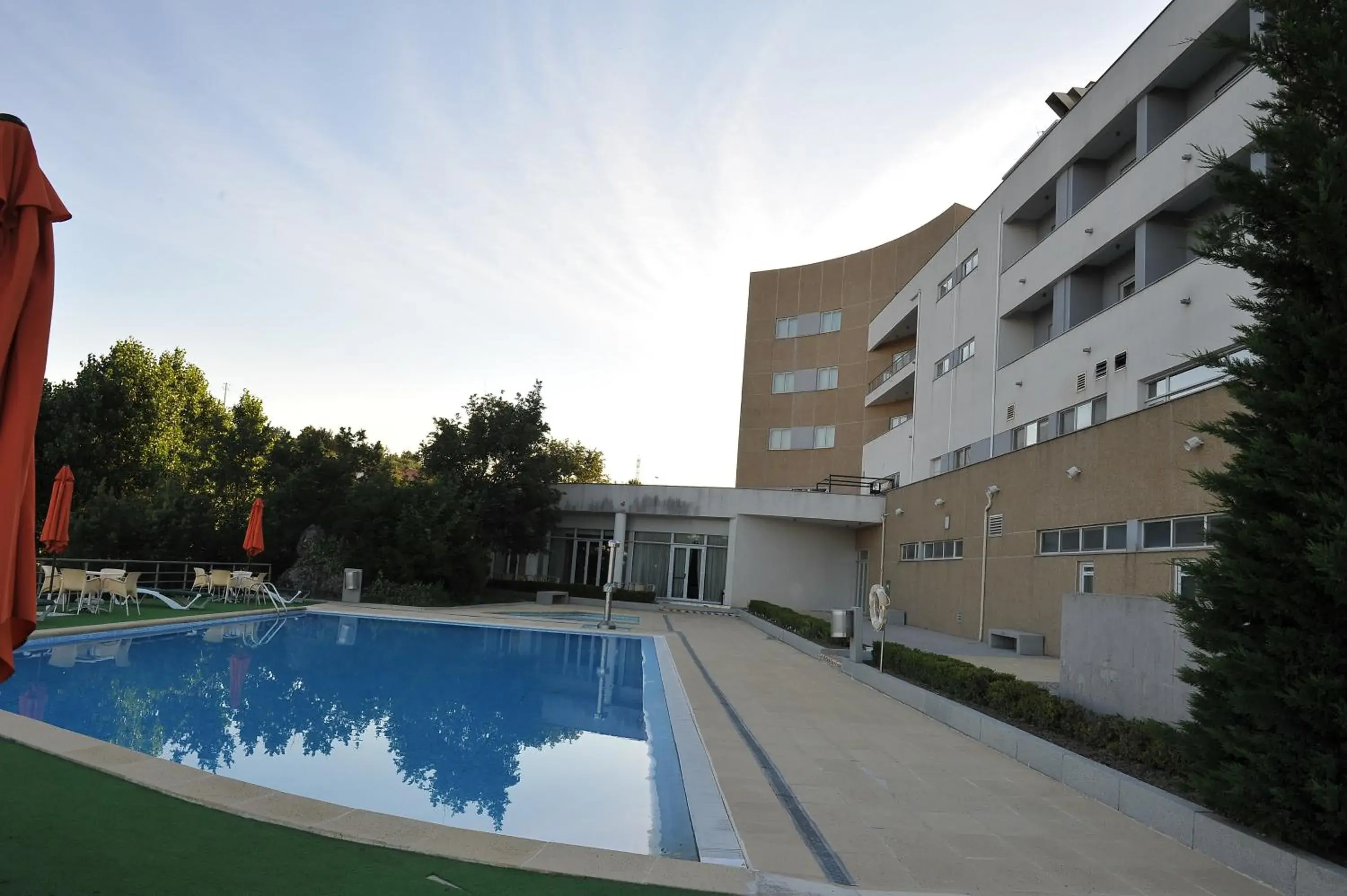 Swimming Pool in Hotel Lusitania Congress & Spa