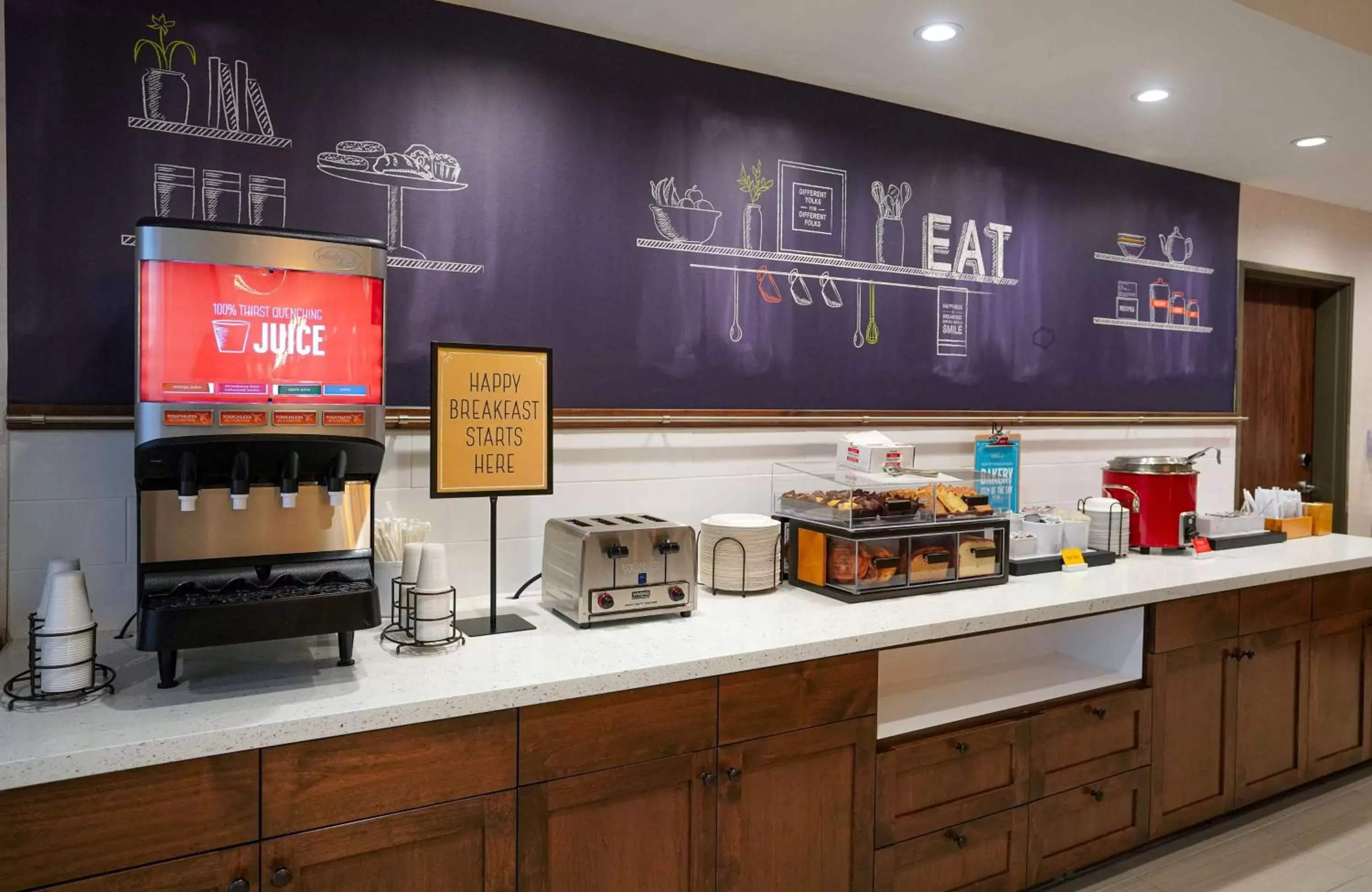 Breakfast in Hampton Inn Colorado Springs I-25 Central Breakfast in Hampton Inn Colorado Springs I-25 Central