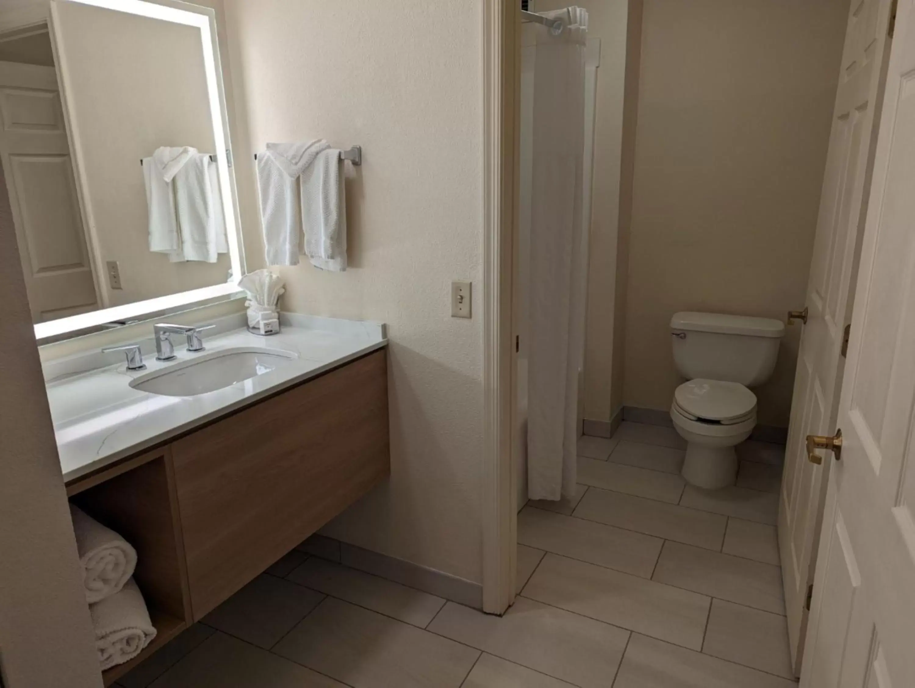 Bathroom in Staybridge Suites Allentown Airport Lehigh Valley, an IHG Hotel