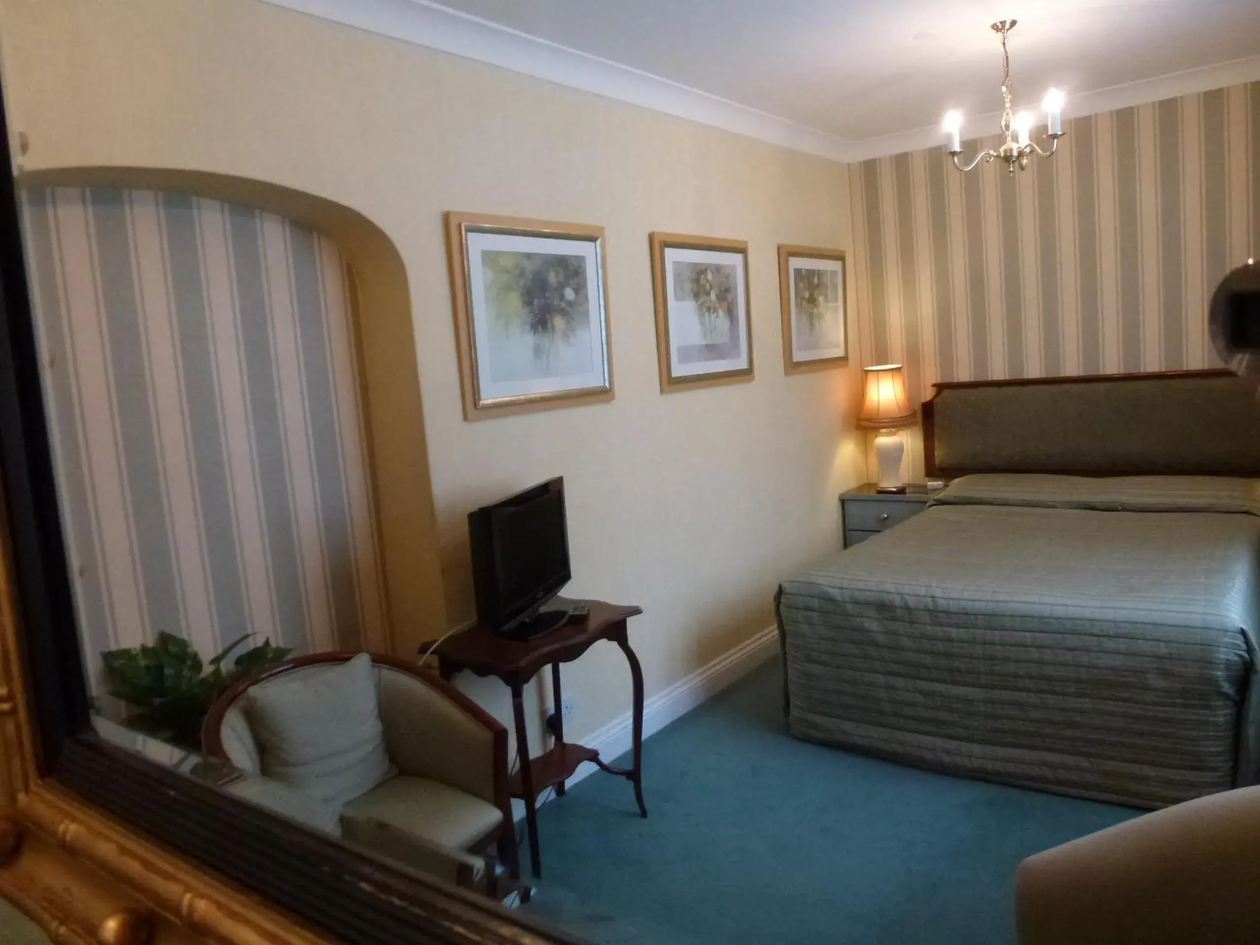 Bedroom in Beech House Hotel