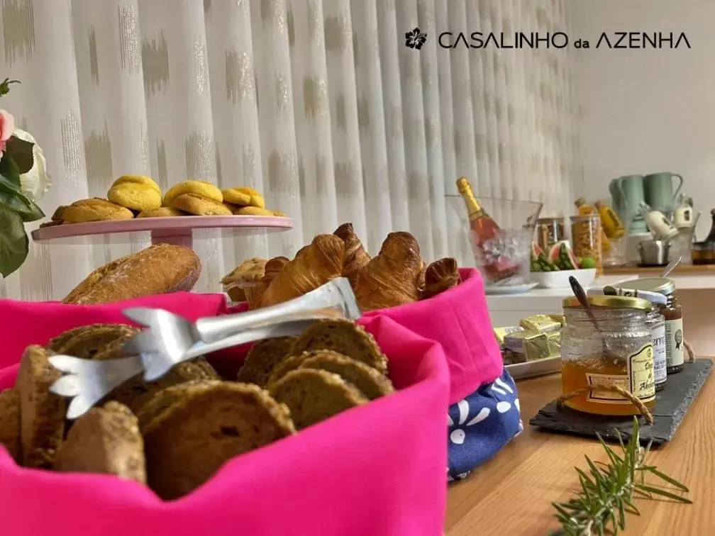 Food and drinks in Casalinho da Azenha - Charm House