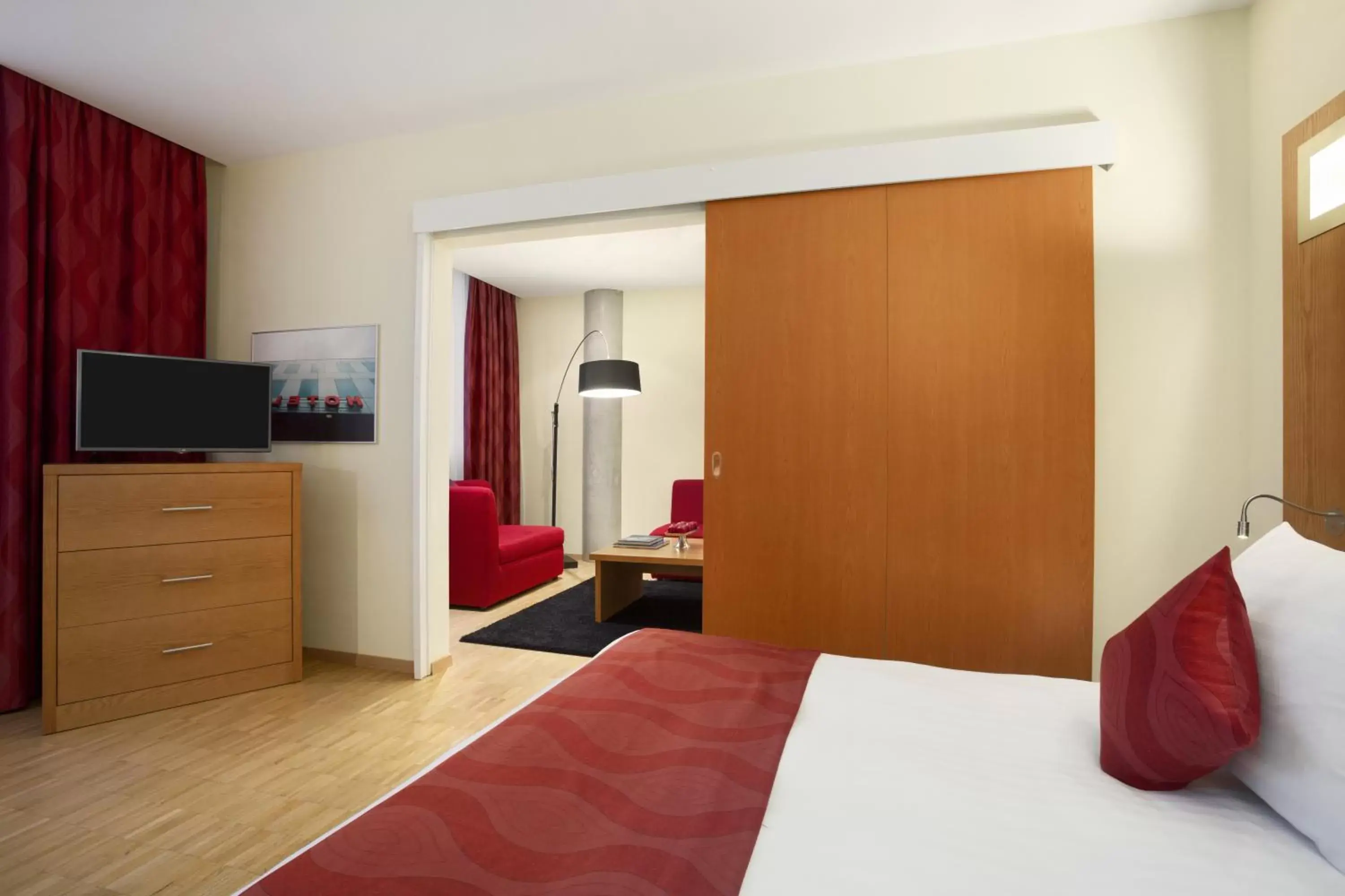 Bedroom, Bed in Ramada Encore by Wyndham Geneva