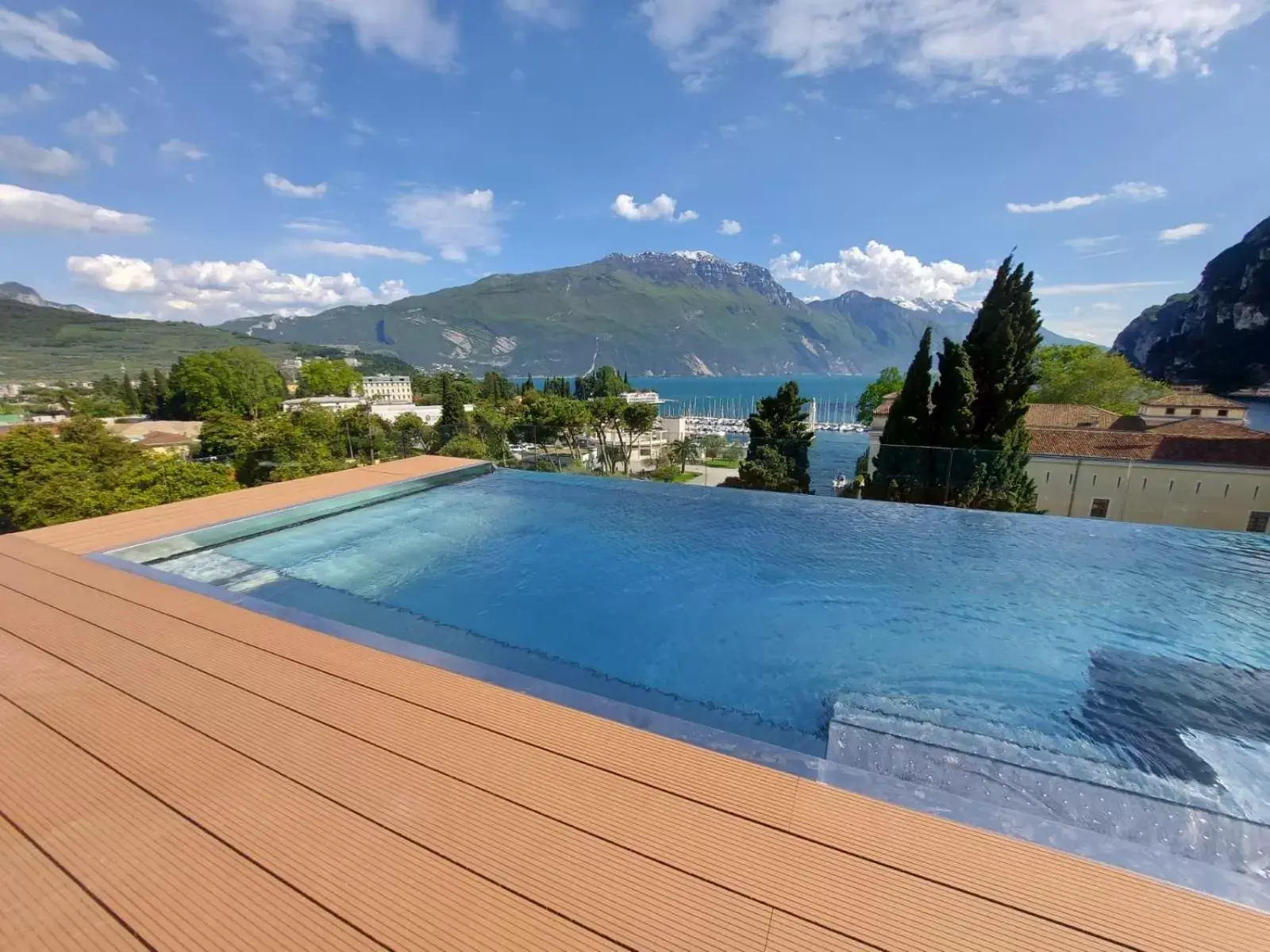 Balcony/Terrace, Swimming Pool in Grand Hotel Riva