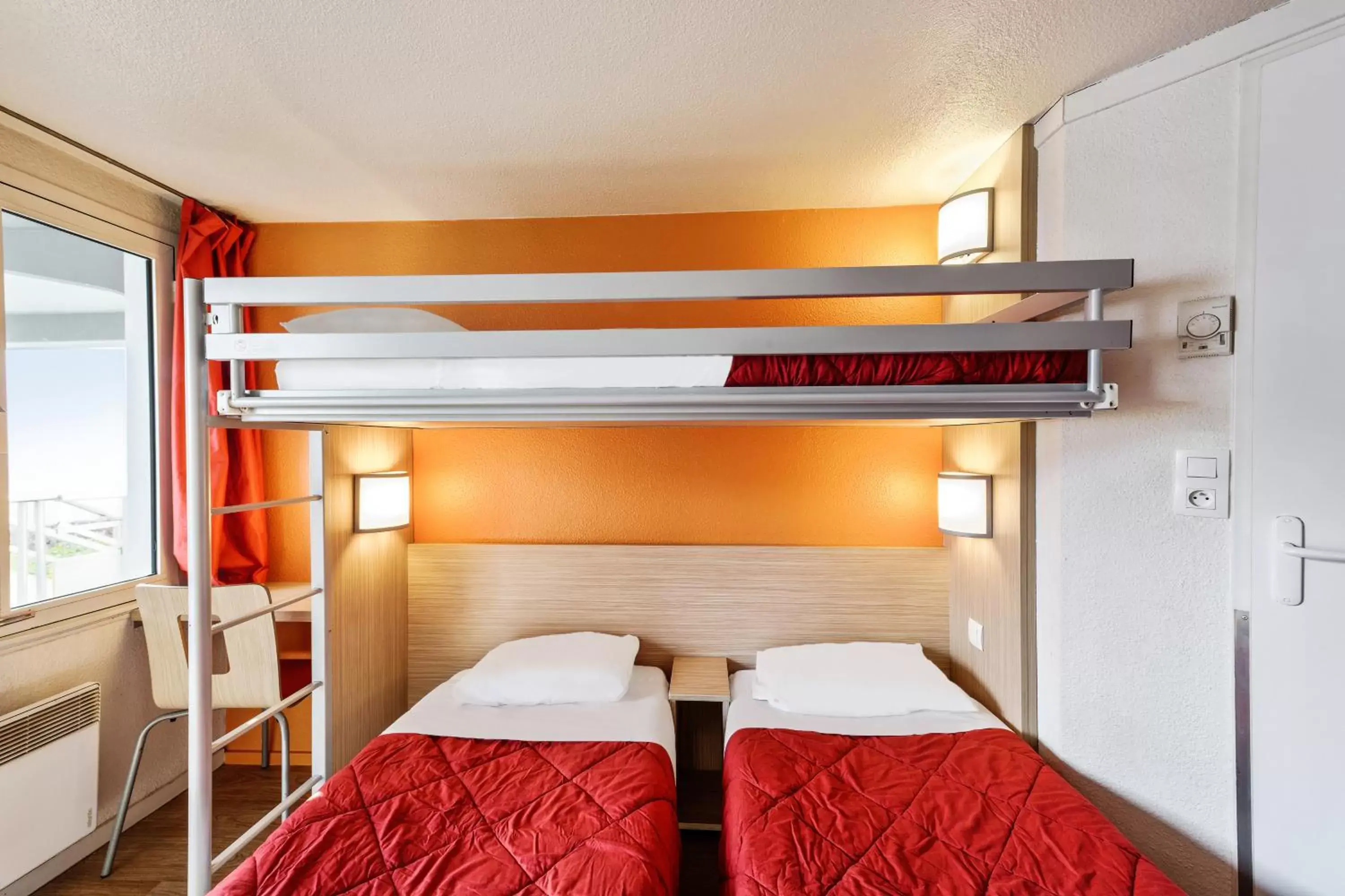 Bunk Bed in Premiere Classe Carcassonne