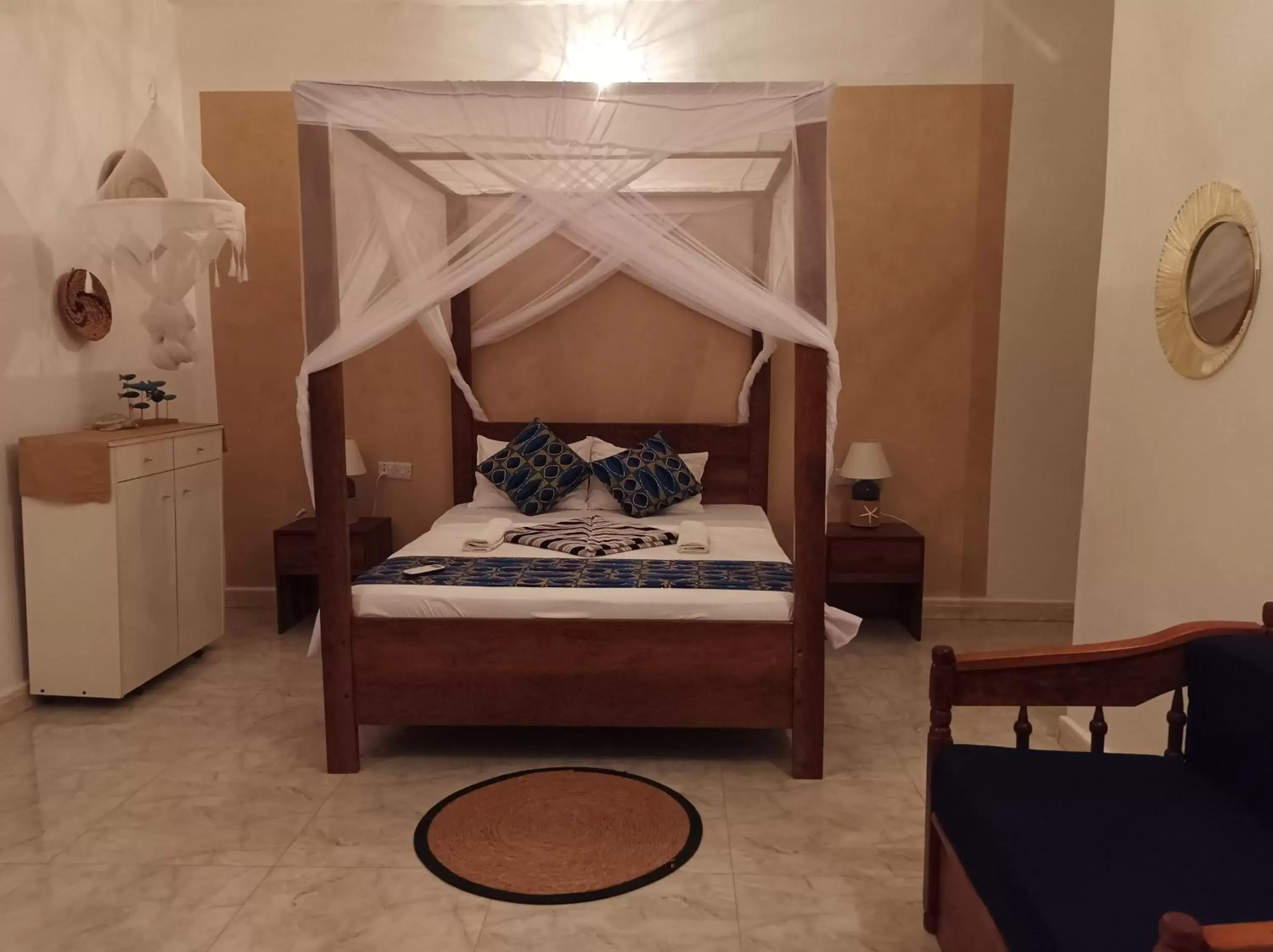 Junior Suite with Balcony in Zanzicrown Junior Suite with Balcony in Zanzicrown