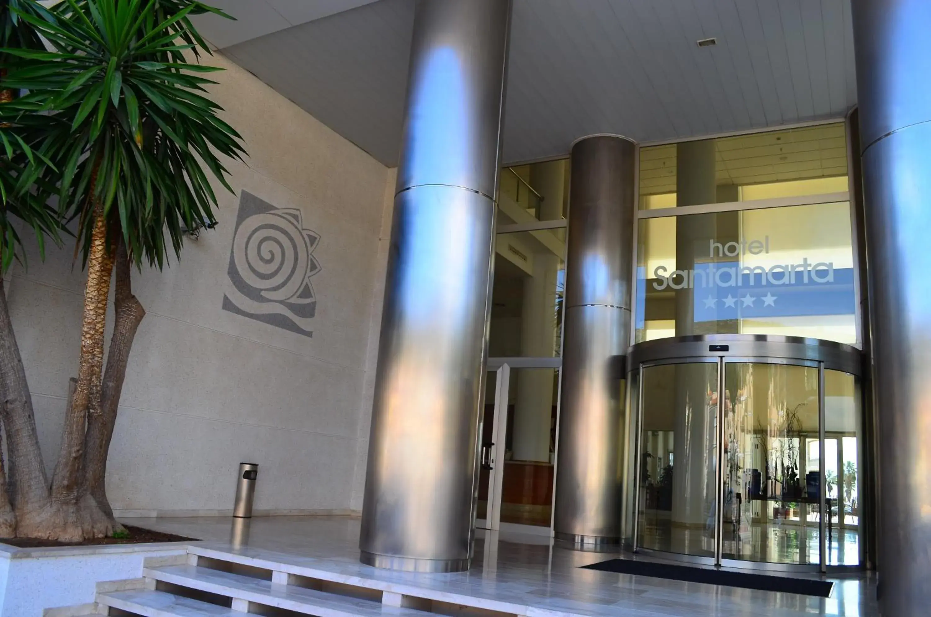 Lobby or reception, Swimming Pool in Hotel Santamarta