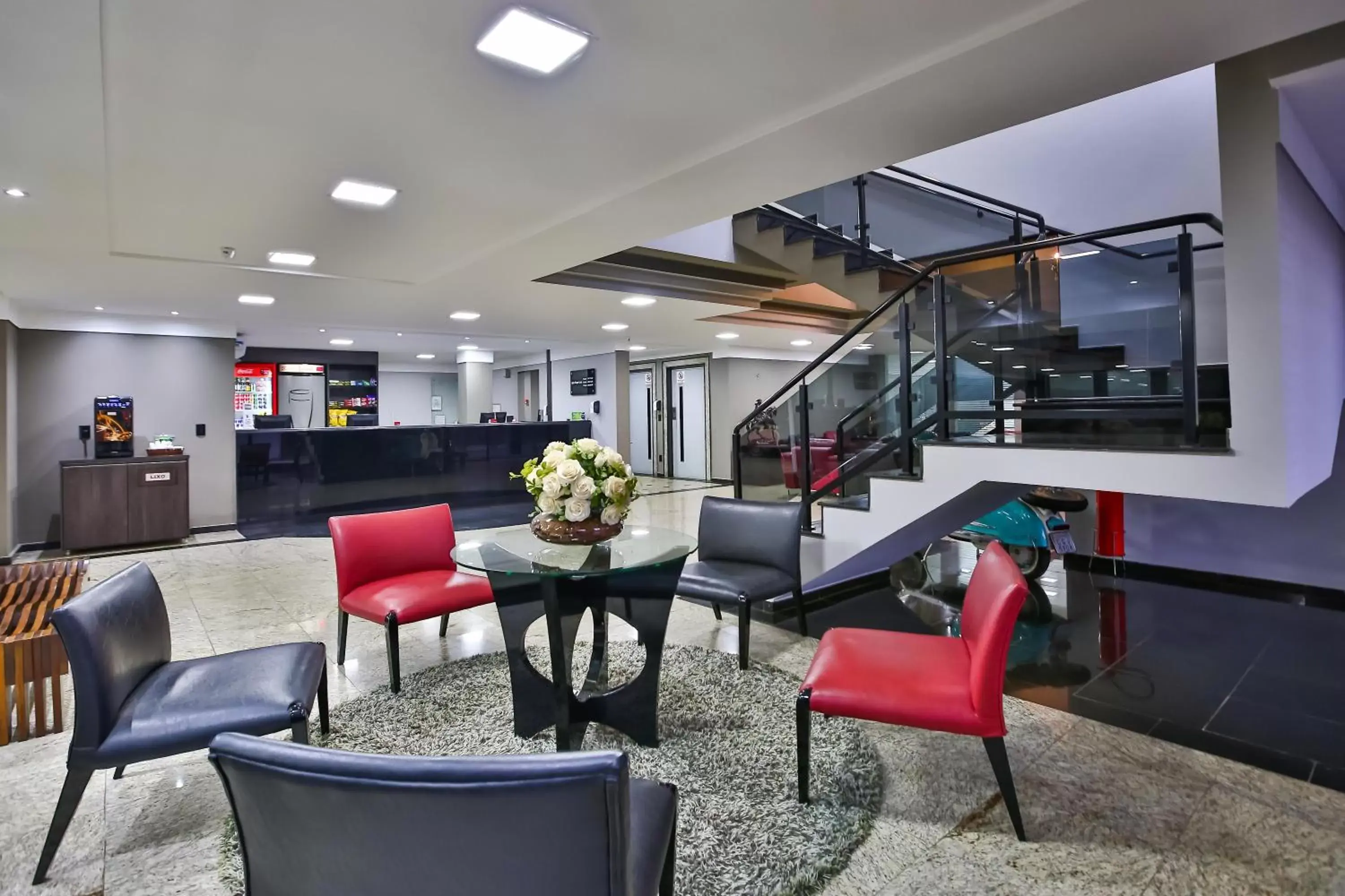 Lobby/Reception in Vivendas Rio Claro by Atlantica