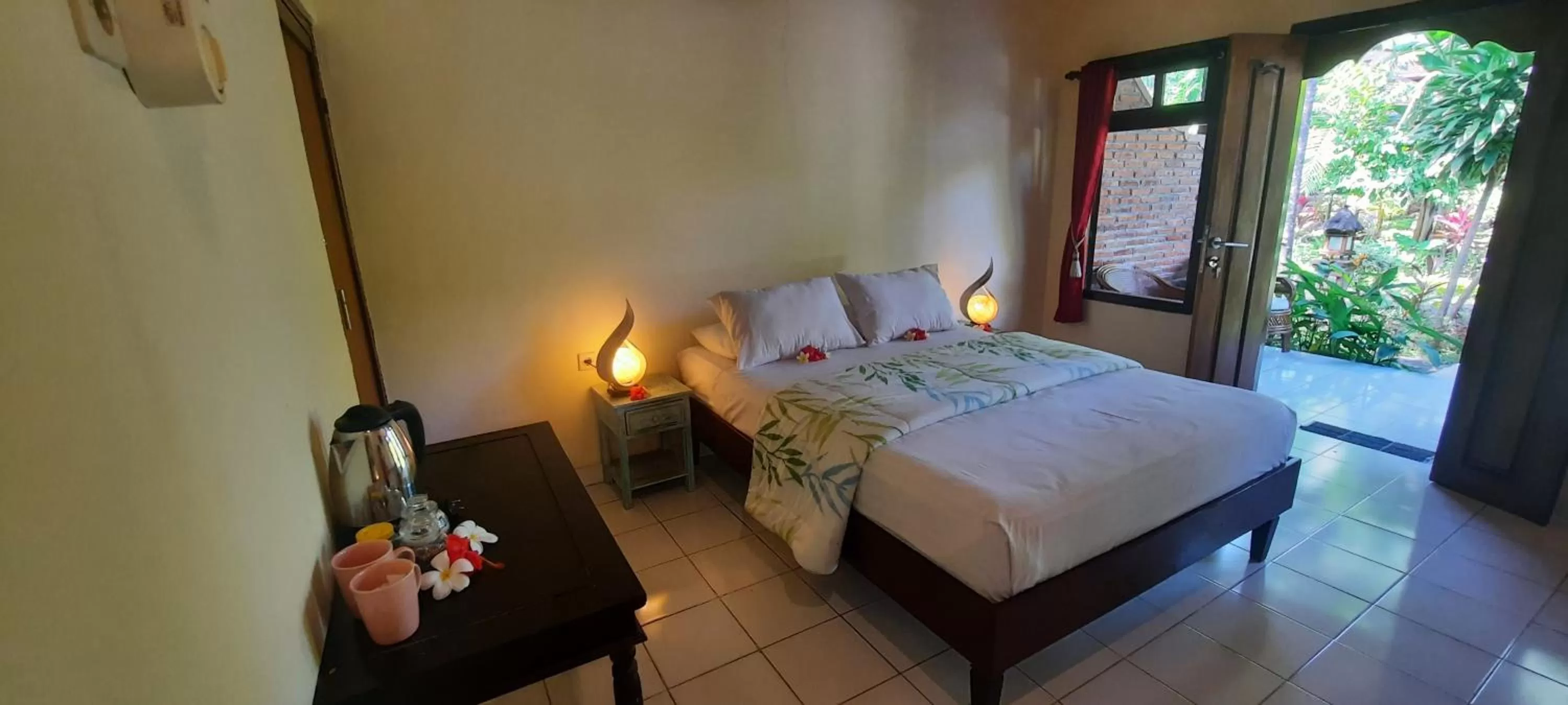 Budget Double Room in Rambutan Hotel