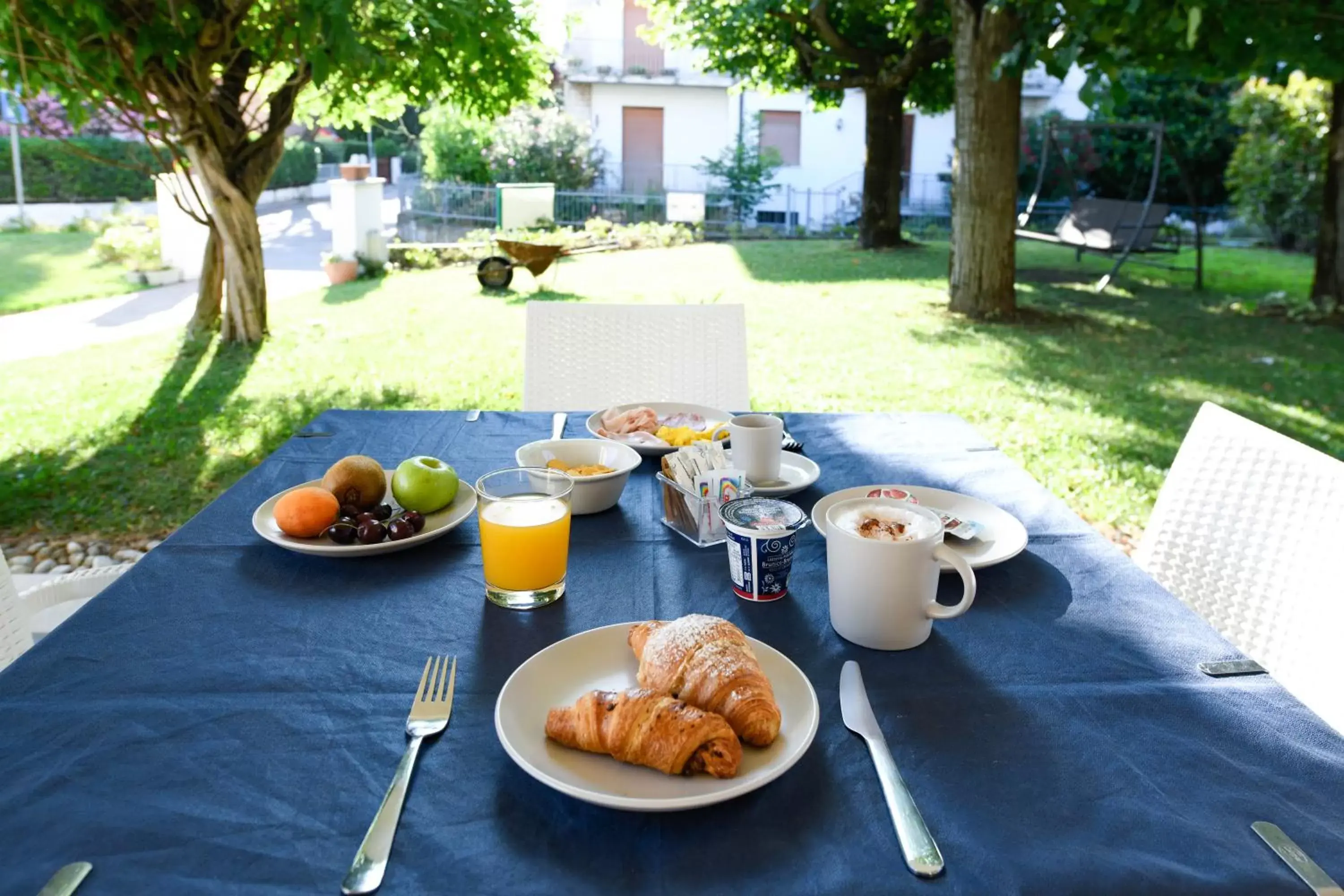 Breakfast in Hotel Mauro