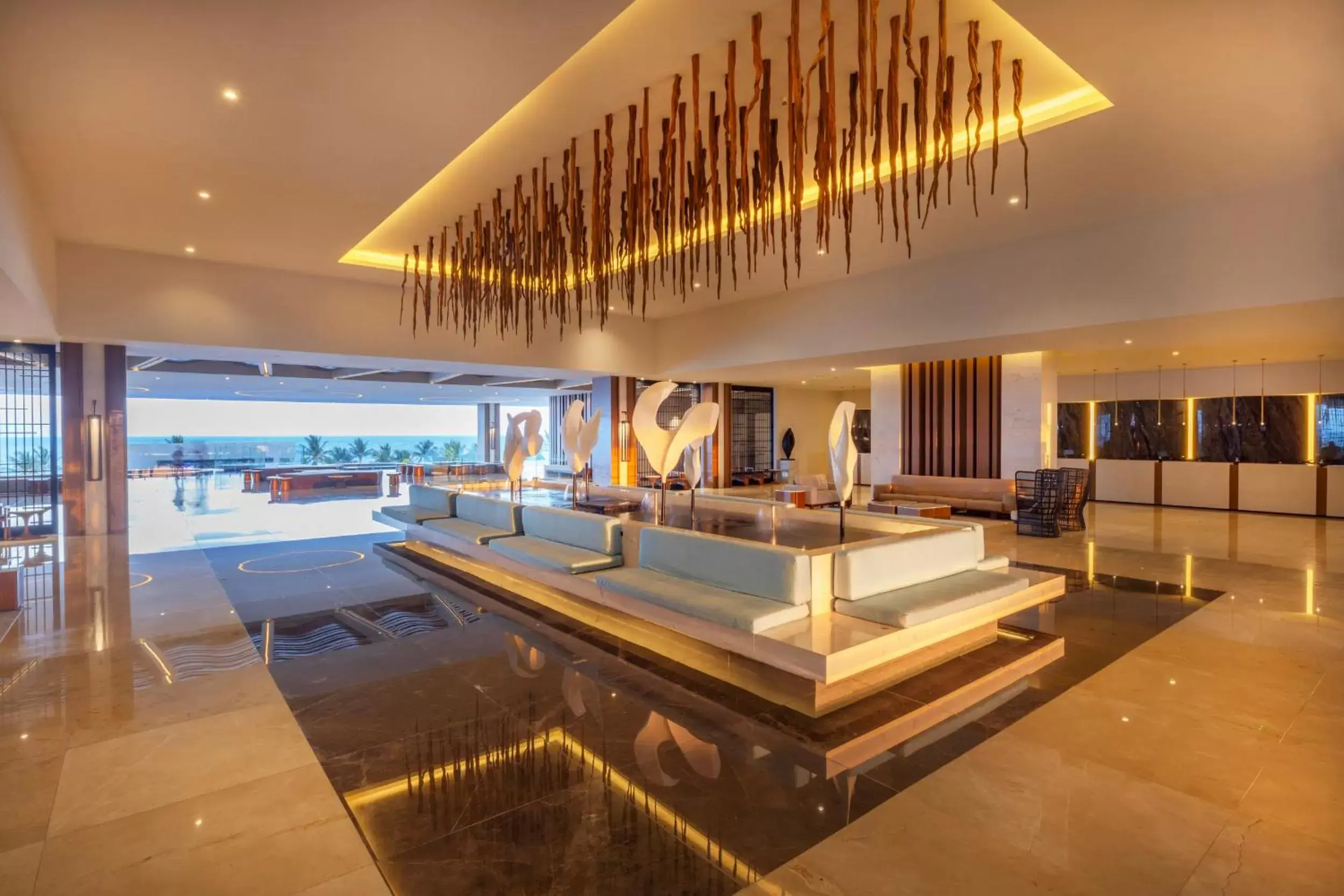 Lobby or reception, Swimming Pool in Royalton Splash Riviera Cancun, An Autograph Collection All-Inclusive Resort