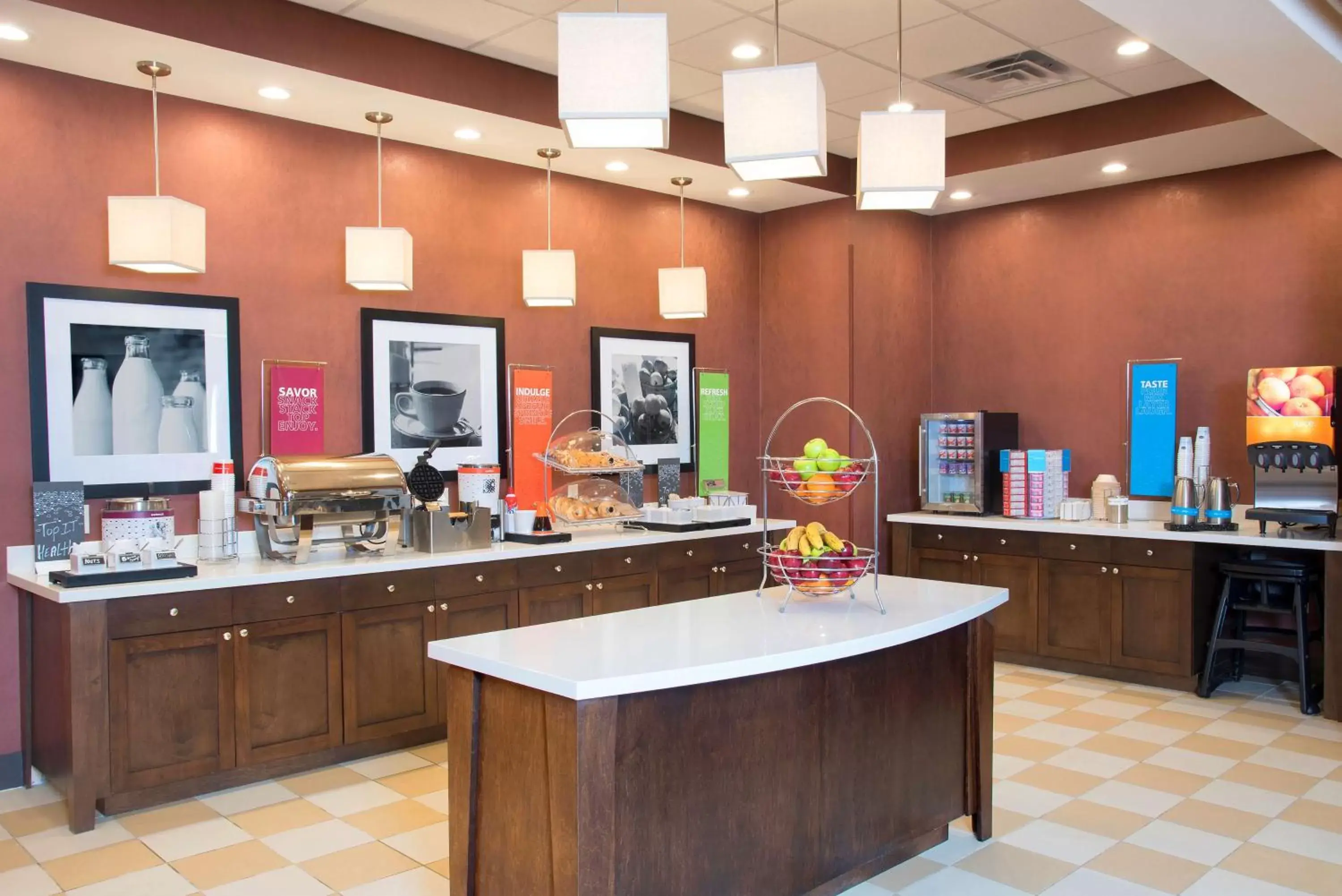 Dining area, Restaurant/Places to Eat in Hampton Inn Kalamazoo