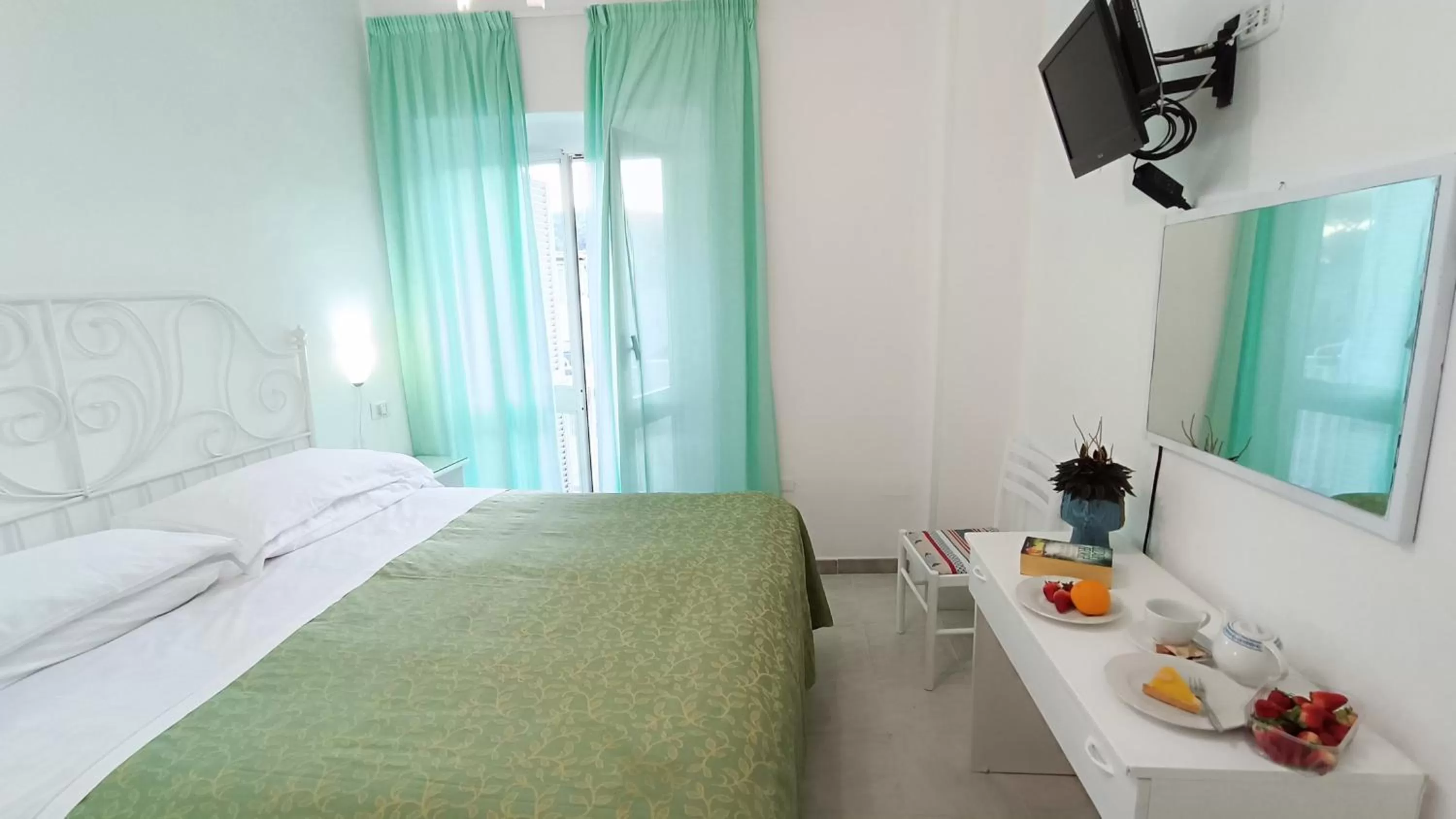 Photo of the whole room, Bed in Hotel Casa Nicola