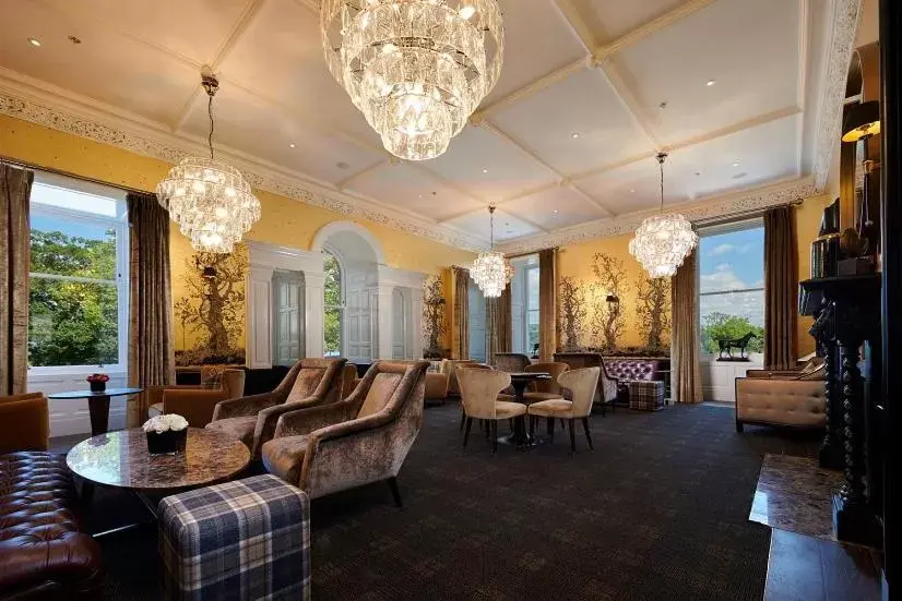 Lounge or bar in Cameron House on Loch Lomond