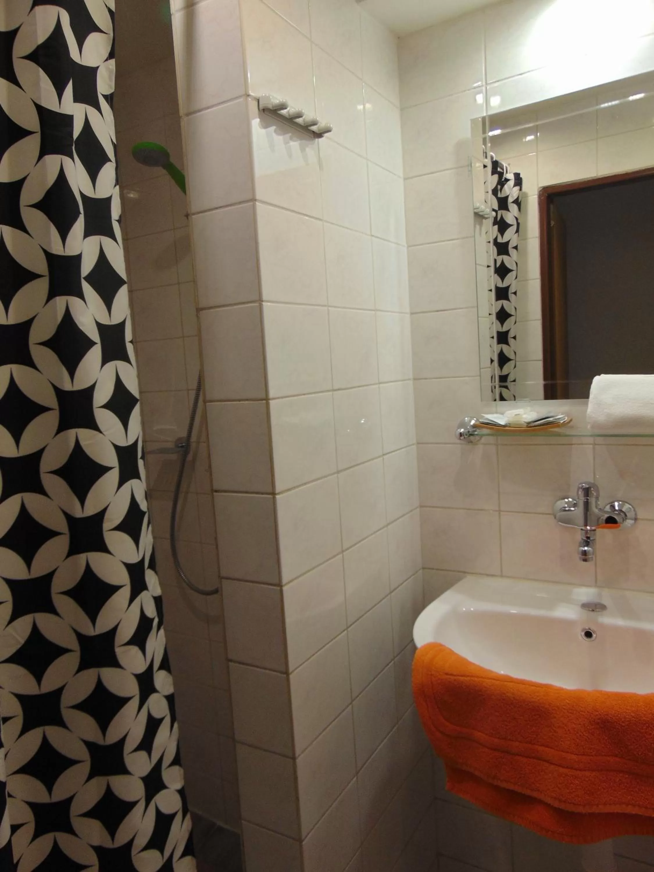 Bathroom in Hotel Isora