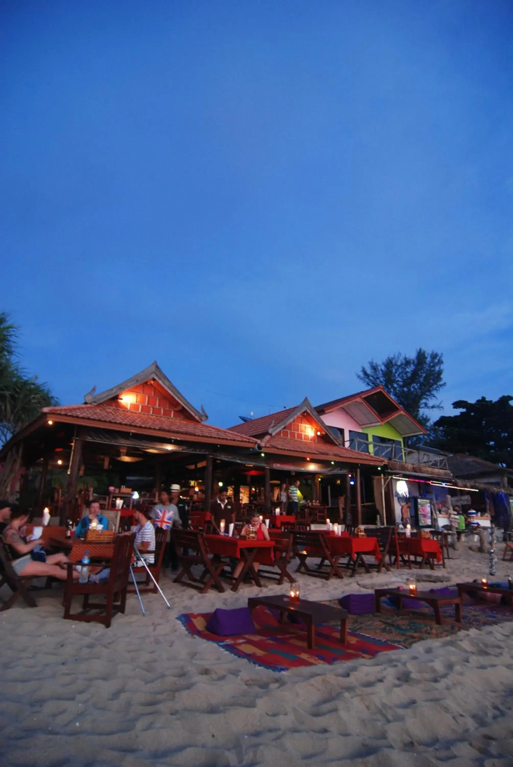 Restaurant/places to eat, Beach in Nature Beach Resort, Koh Lanta