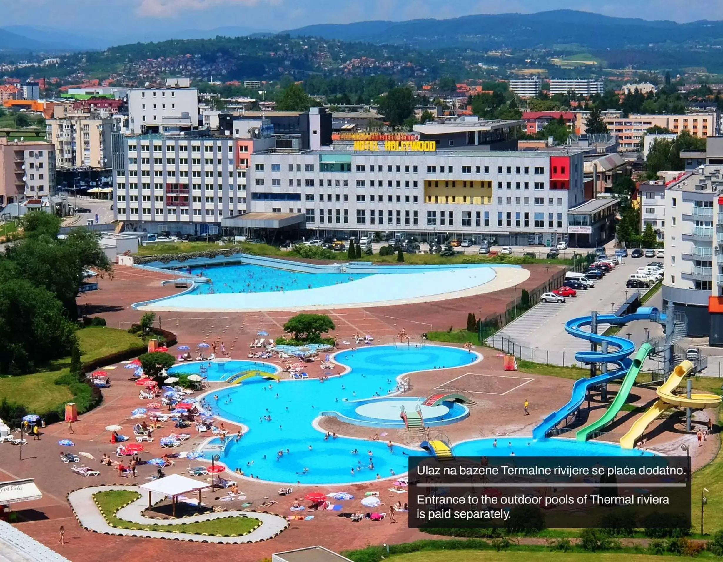 Property building in Hollywood Hotel Property building in Hollywood Hotel