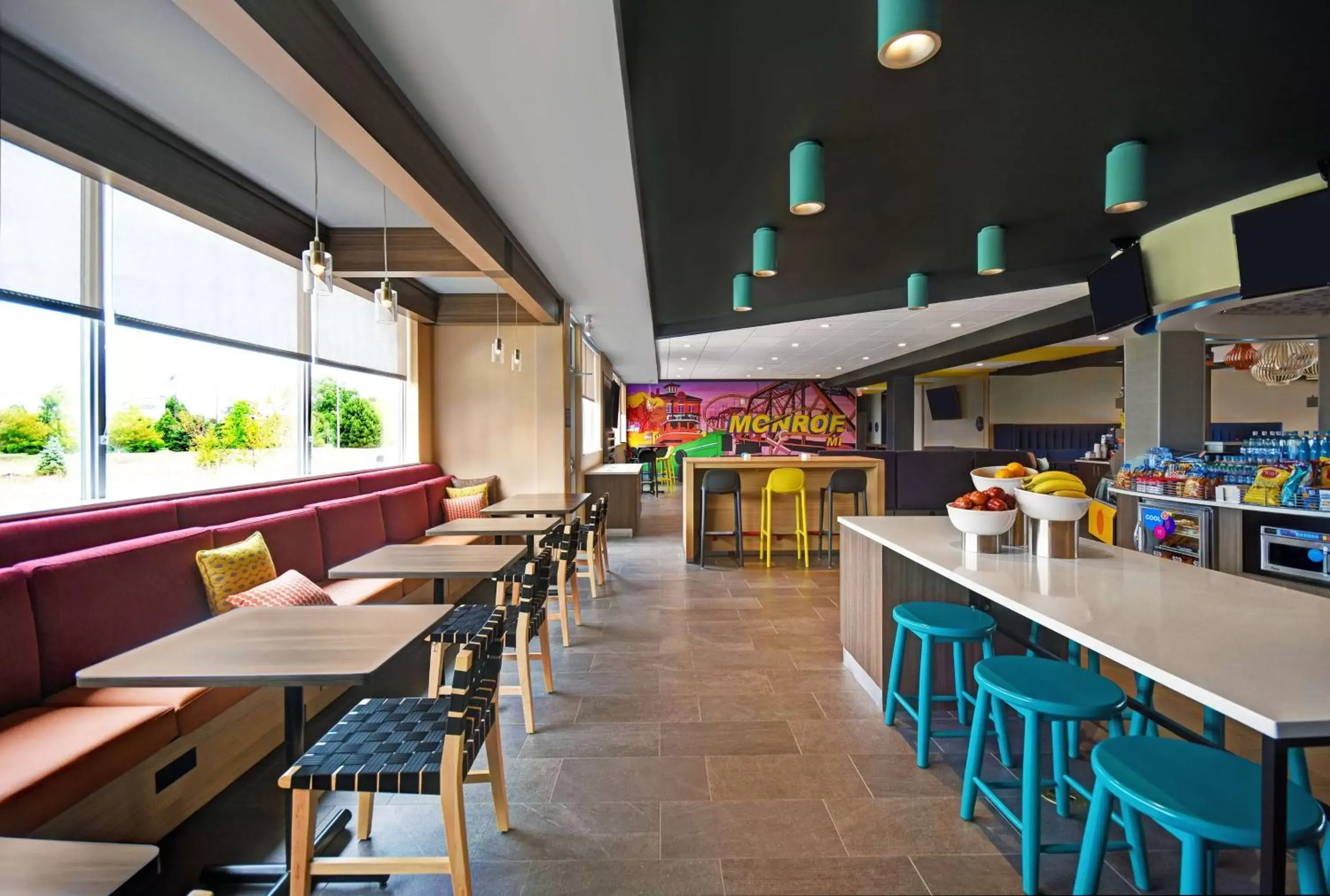 Lobby or reception in Tru By Hilton Monroe, MI Lobby or reception in Tru By Hilton Monroe, MI