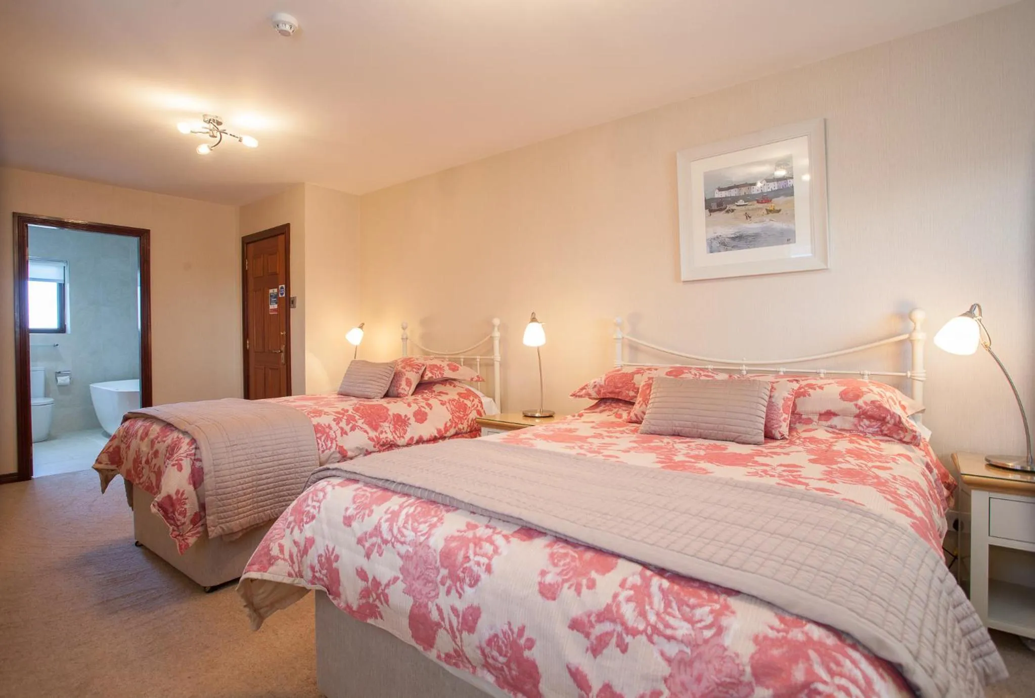 Bedroom, Bed in Keef Halla Country House