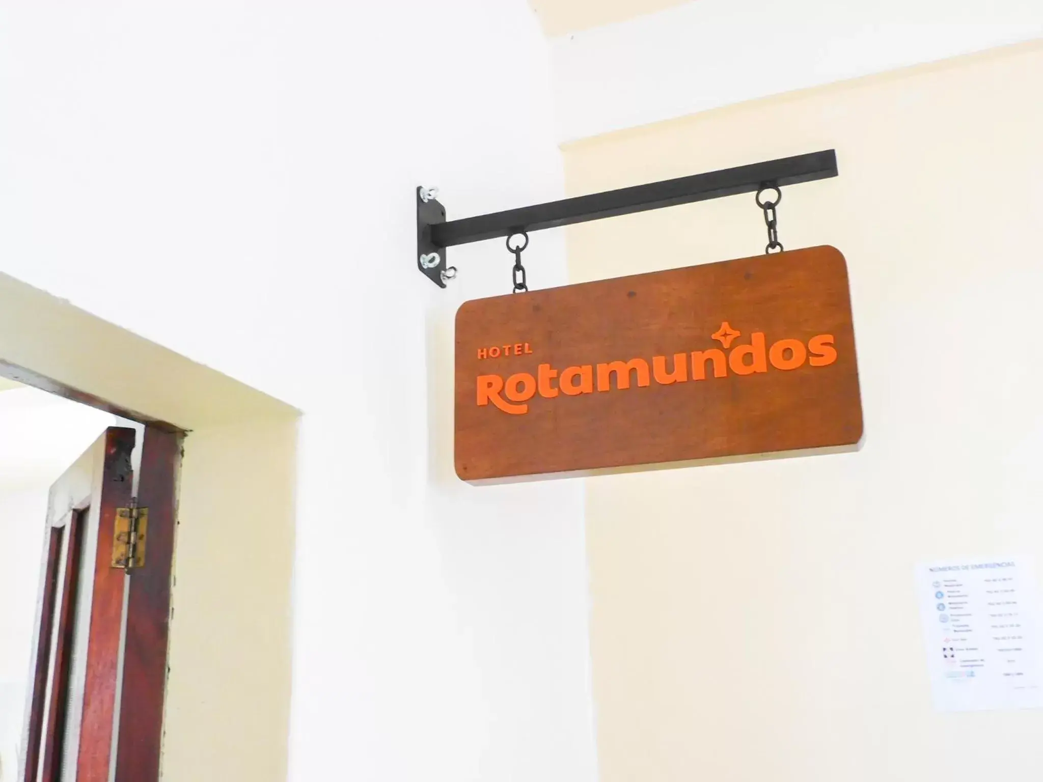 Property logo or sign in María Bonita by Rotamundos