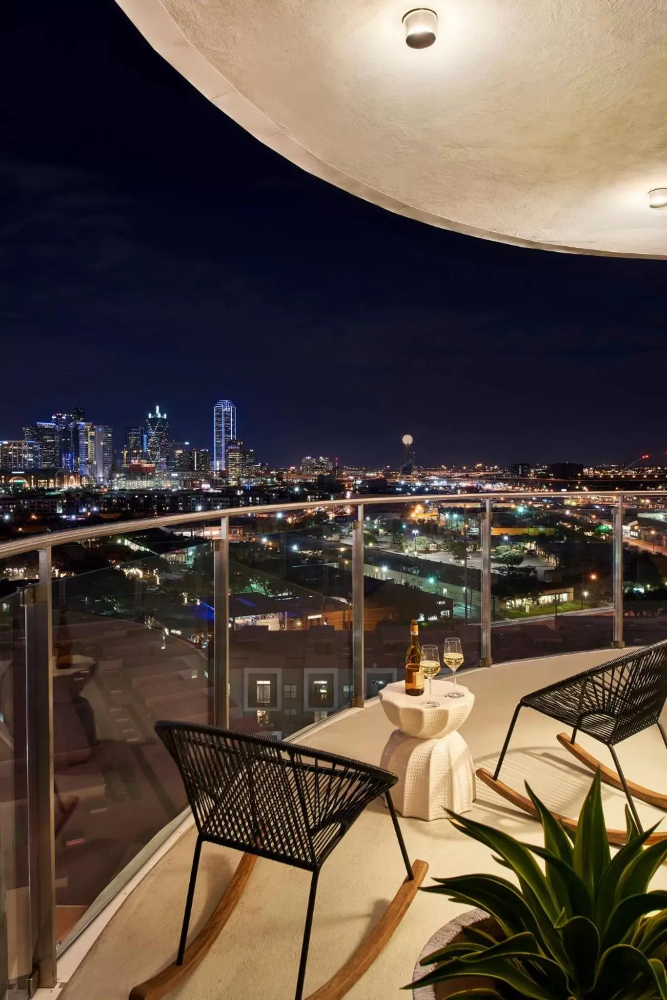 Photo of the whole room in Virgin Hotels Dallas