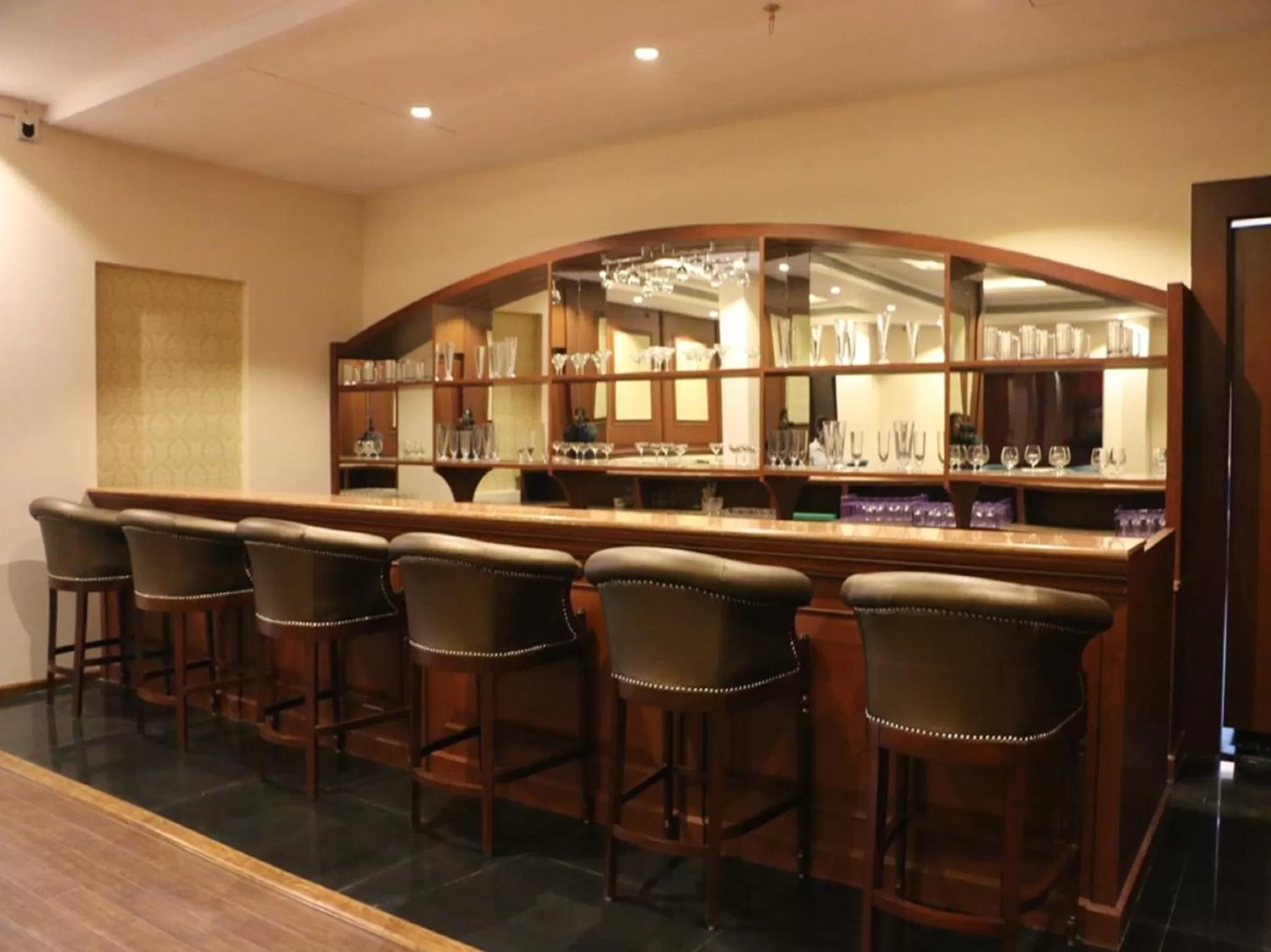 Lounge or bar in Ramada Jamshedpur Bistupur
