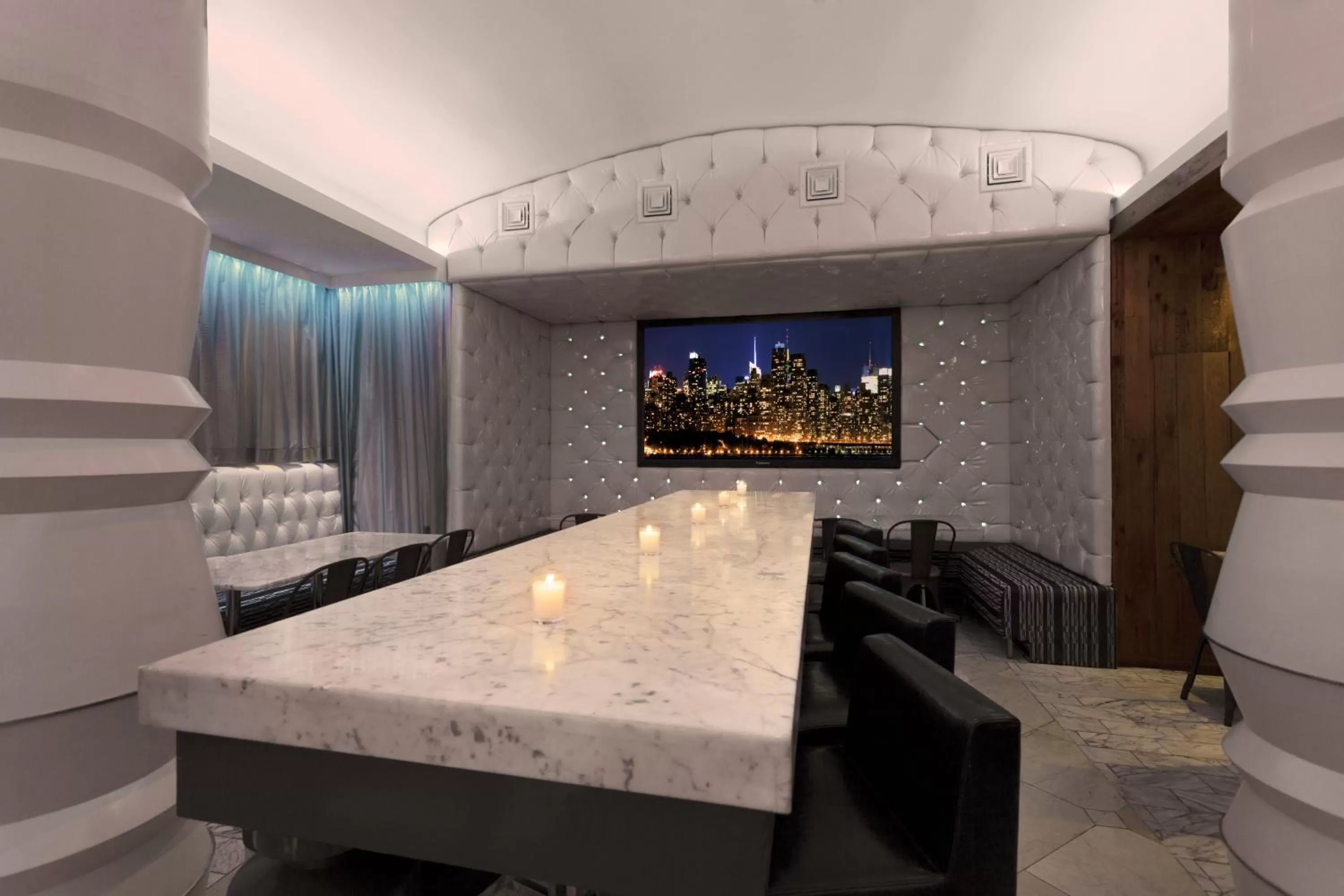 Continental breakfast in The Gallivant Times Square