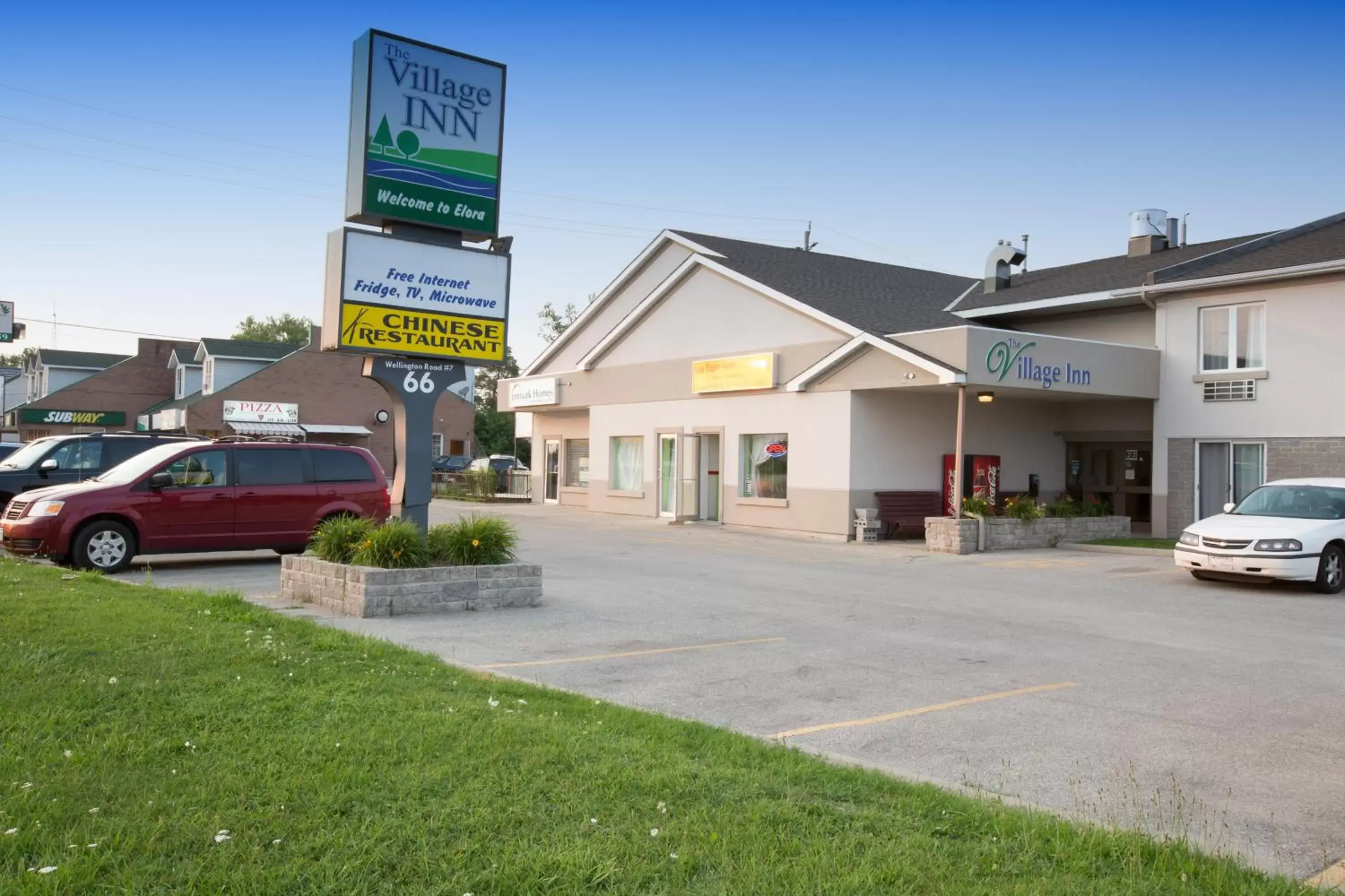 Facade/entrance, Property Building in The Village Inn