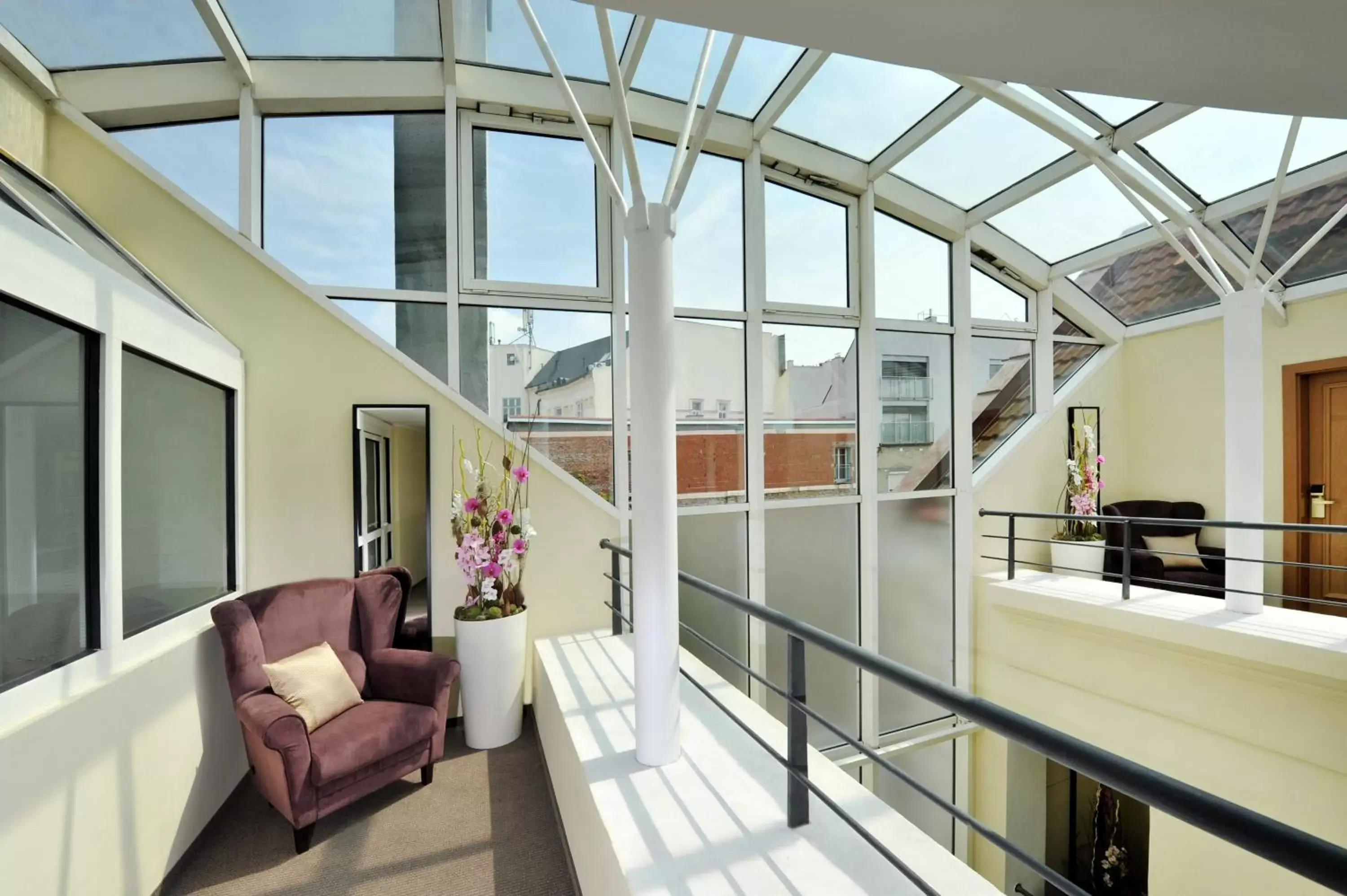 Property building in APLEND CITY Hotel Perugia Property building in APLEND CITY Hotel Perugia