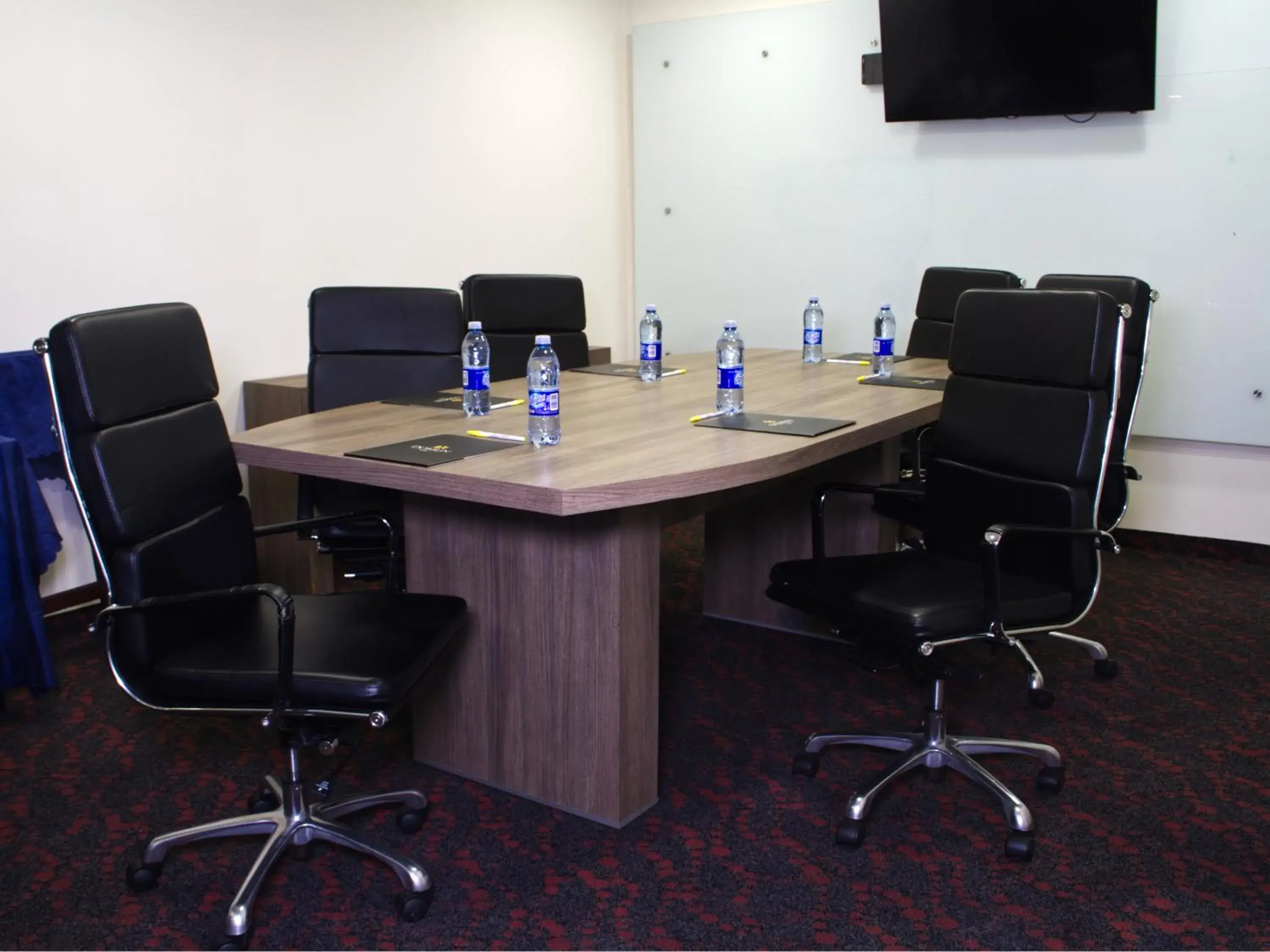 Meeting/conference room in Domun Hotel