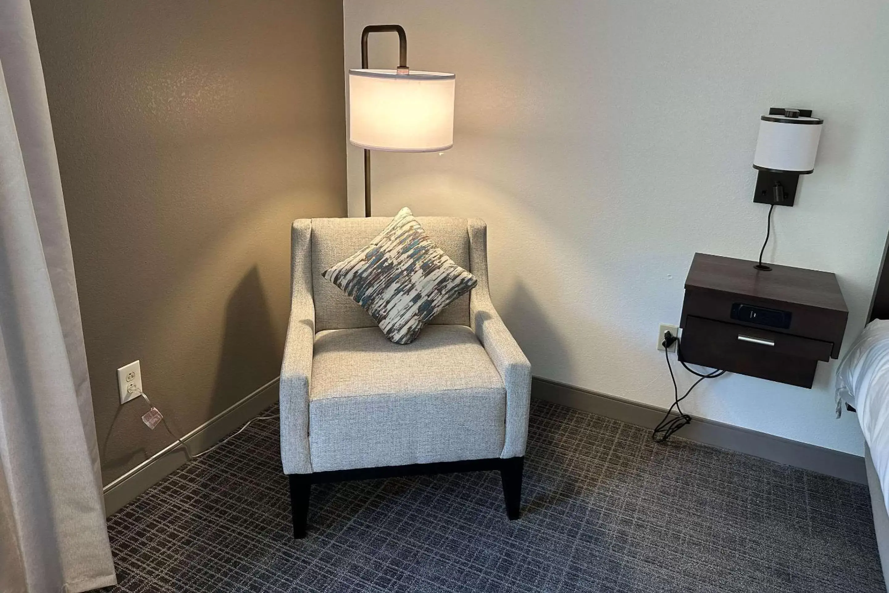 Bedroom, Seating Area in Comfort Inn Laurel - Fort Meade