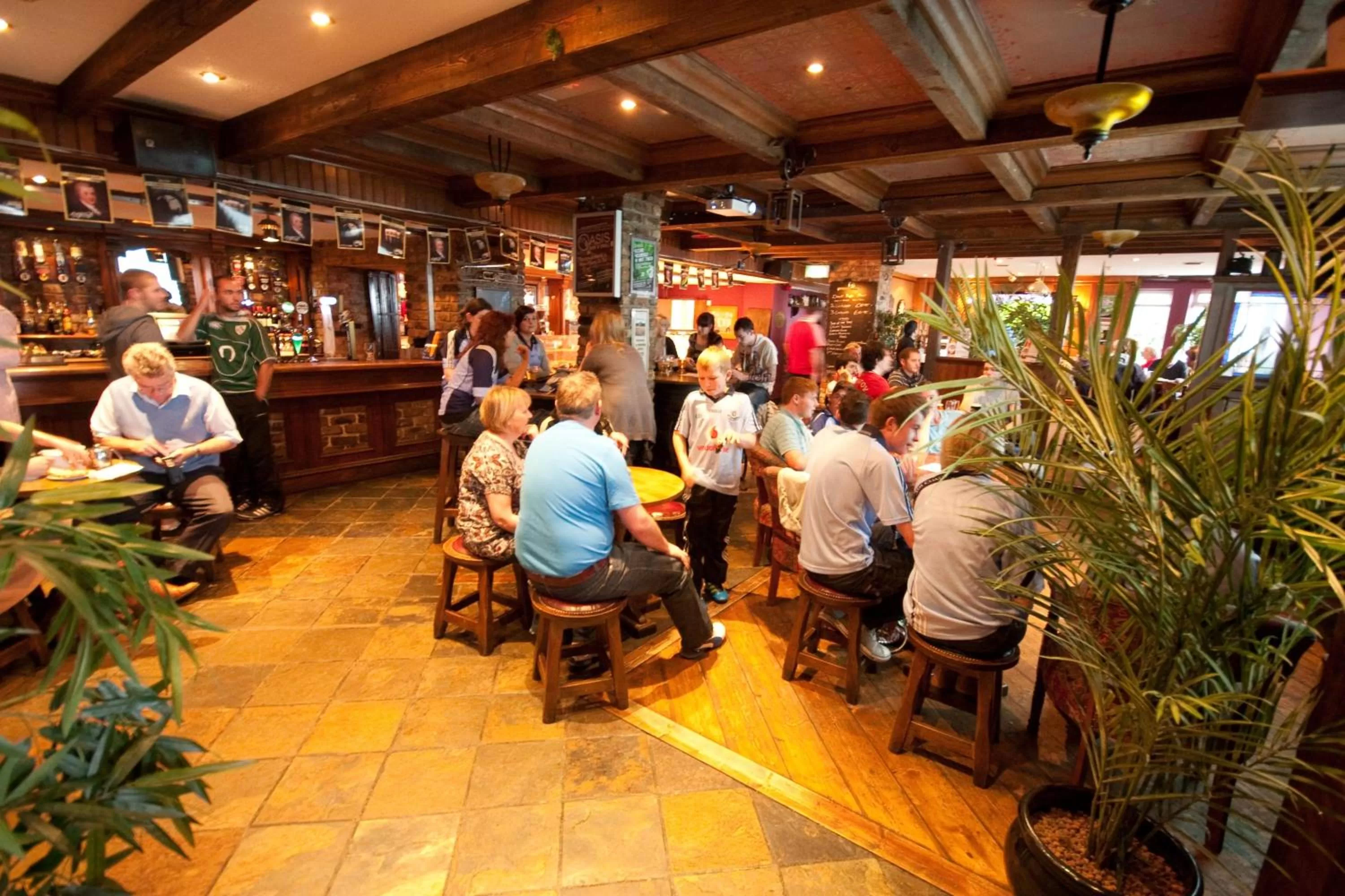 Lounge or bar in White Sands Hotel