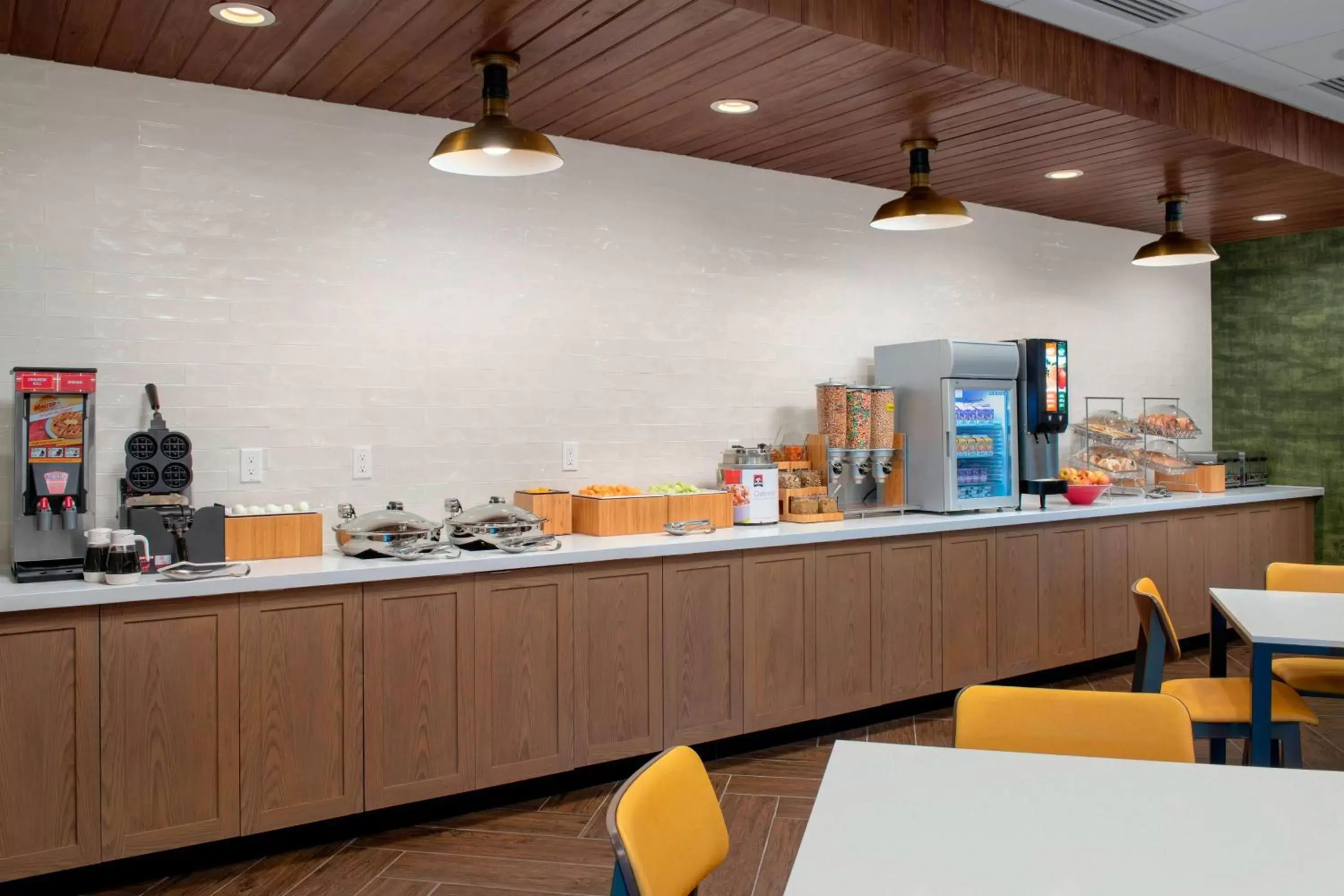 Breakfast, Restaurant/Places to Eat in Fairfield Inn & Suites by Marriott Denver Tech Center North