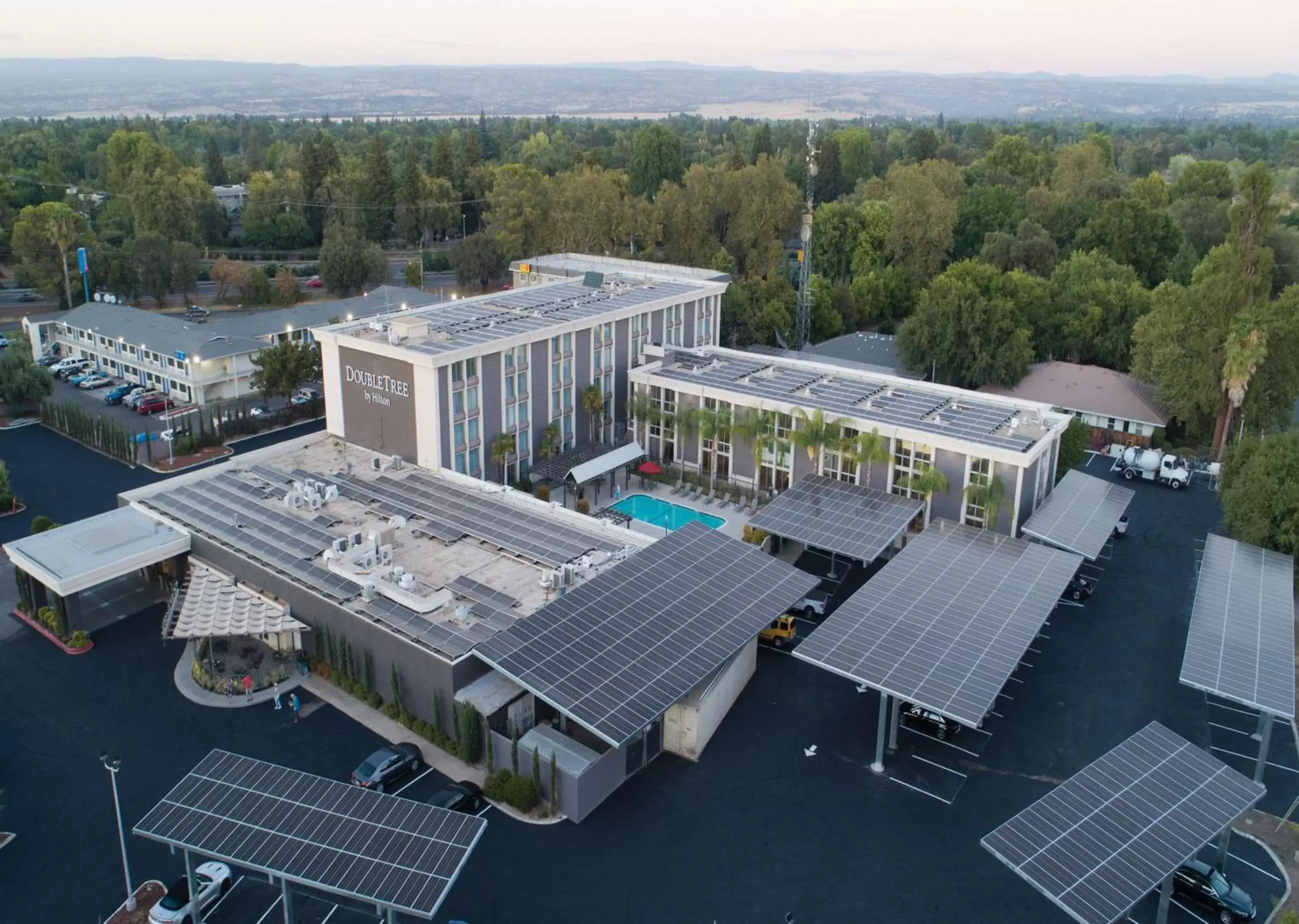Property building, Bird's-eye View in Doubletree By Hilton Chico, Ca