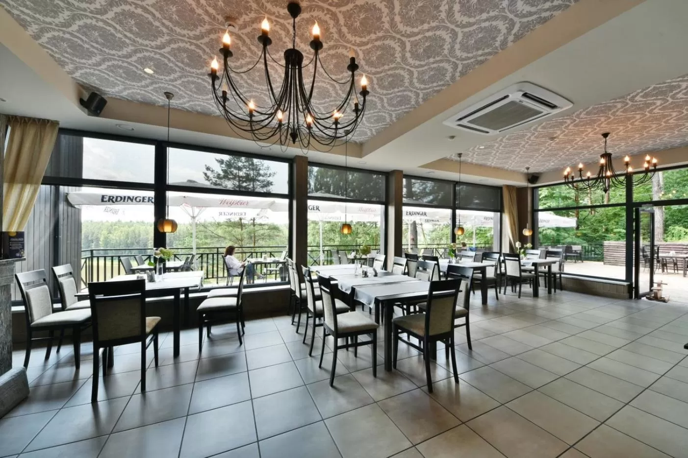 Restaurant/Places to Eat in "Seklytele" apartments