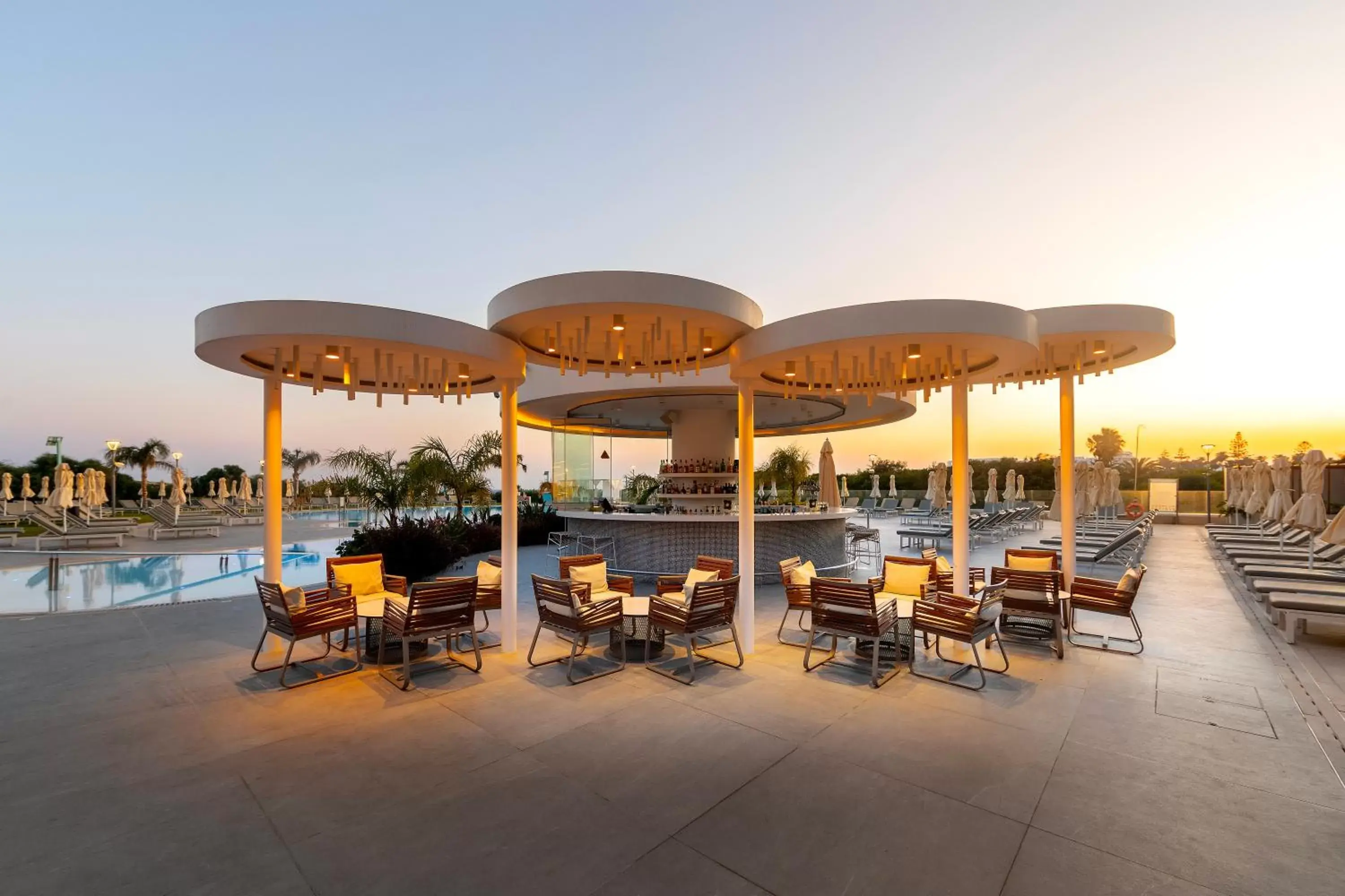 Lounge or bar in NissiBlu Beach Resort