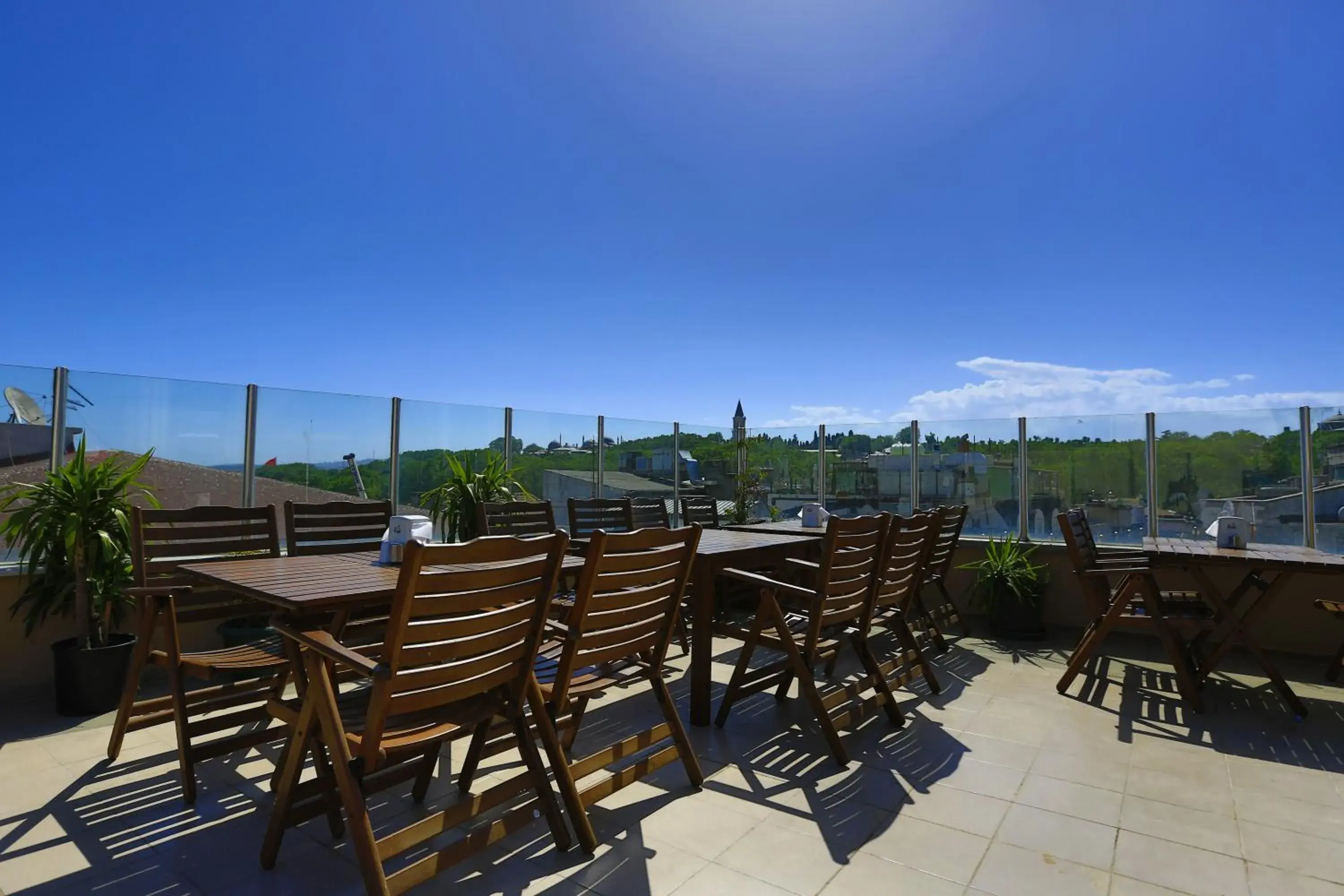 Restaurant/places to eat in Kafkas Hotel Istanbul Restaurant/places to eat in Kafkas Hotel Istanbul