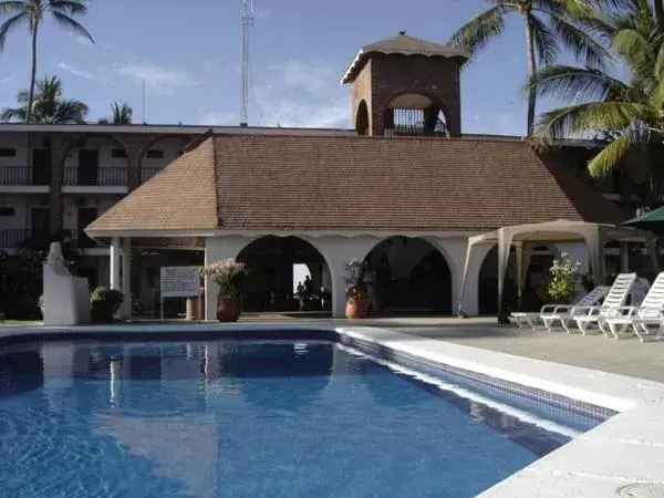 Property Building in Costa Alegre Hotel & Suites