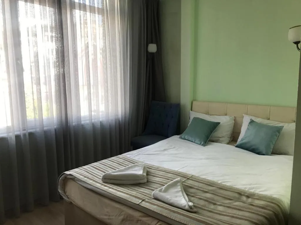 Photo of the whole room in Historial Hotel