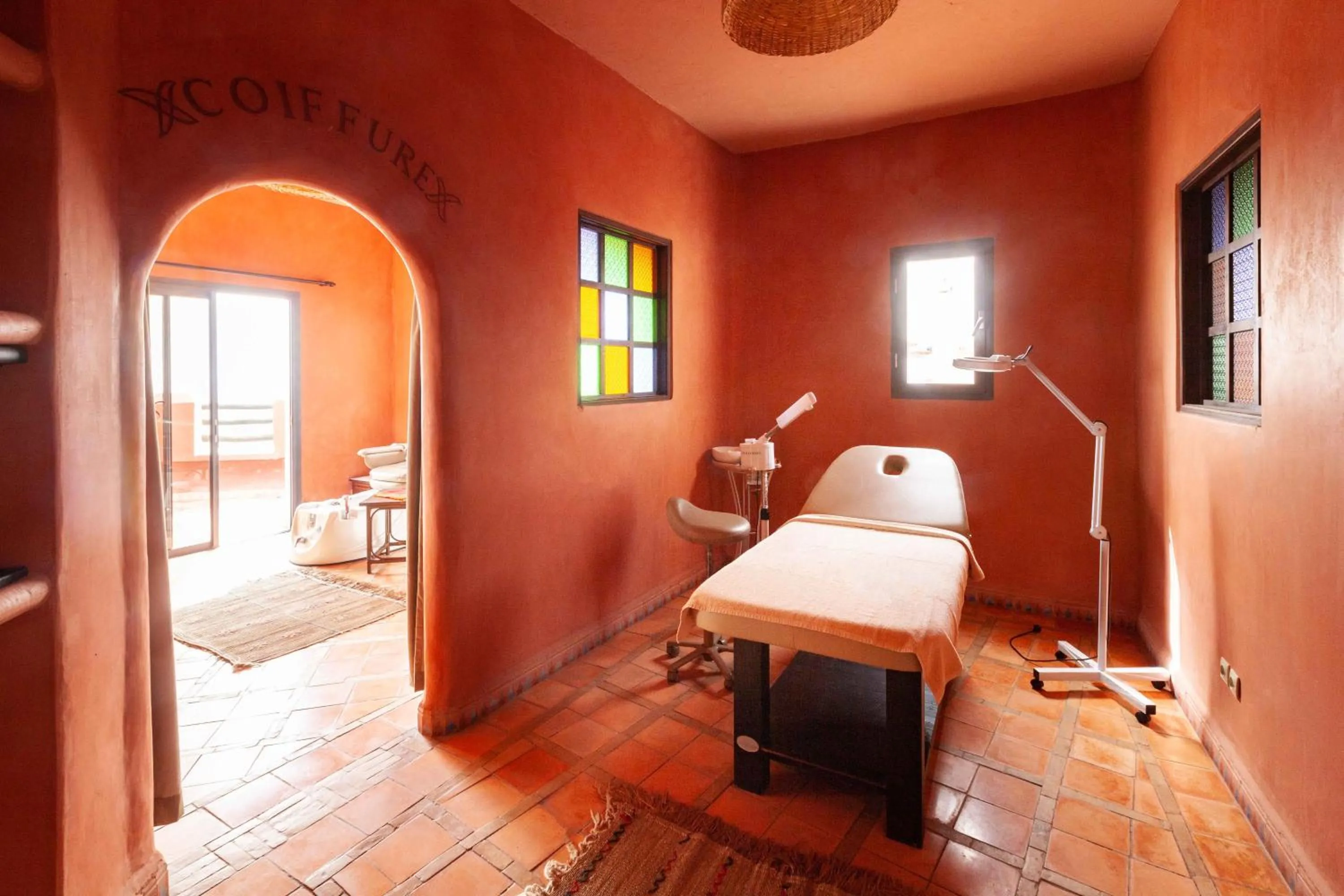 Massage in Borjs Hotel Suites & Spa