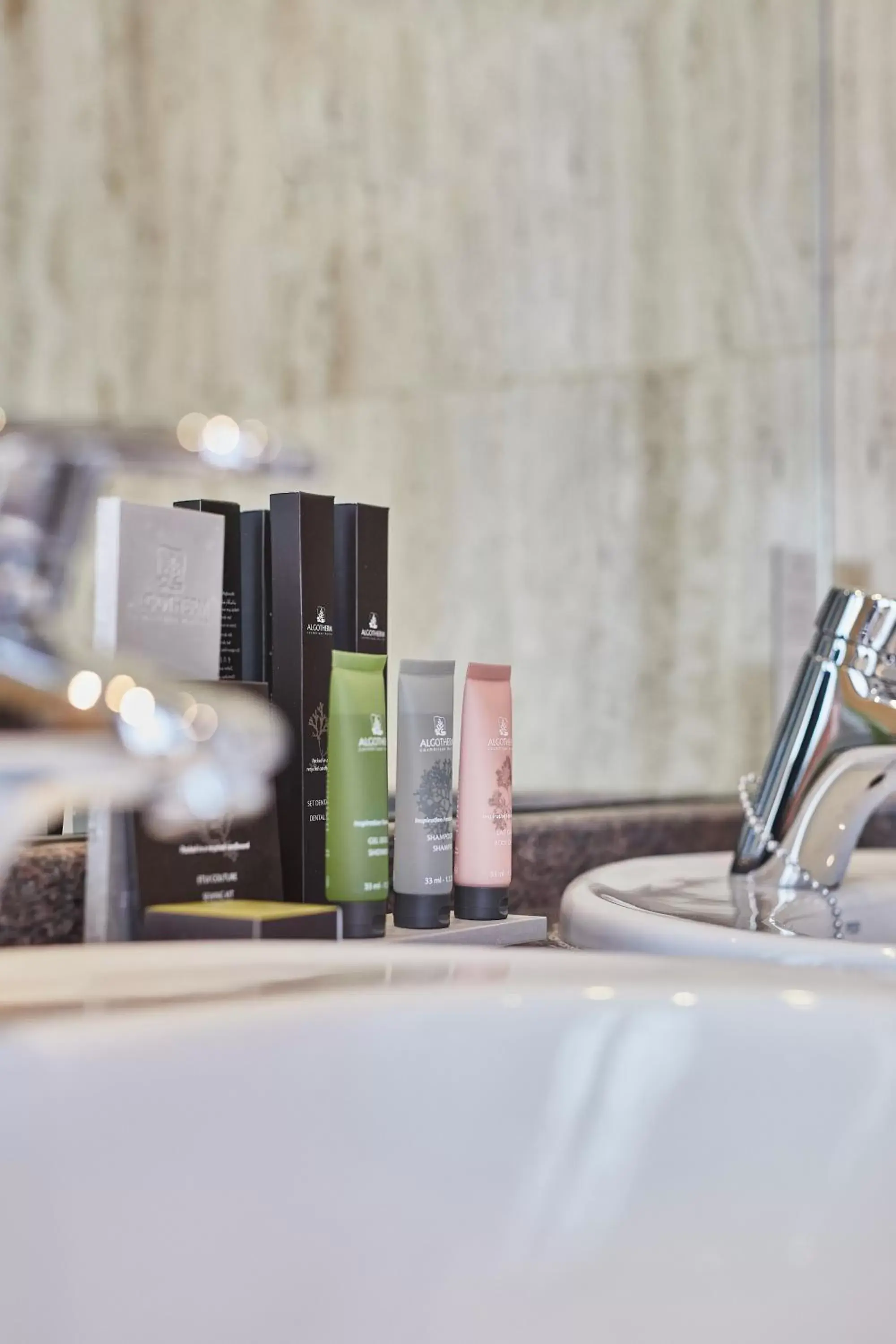 Bathroom, Coffee/Tea Facilities in Silken Gran hotel Durango