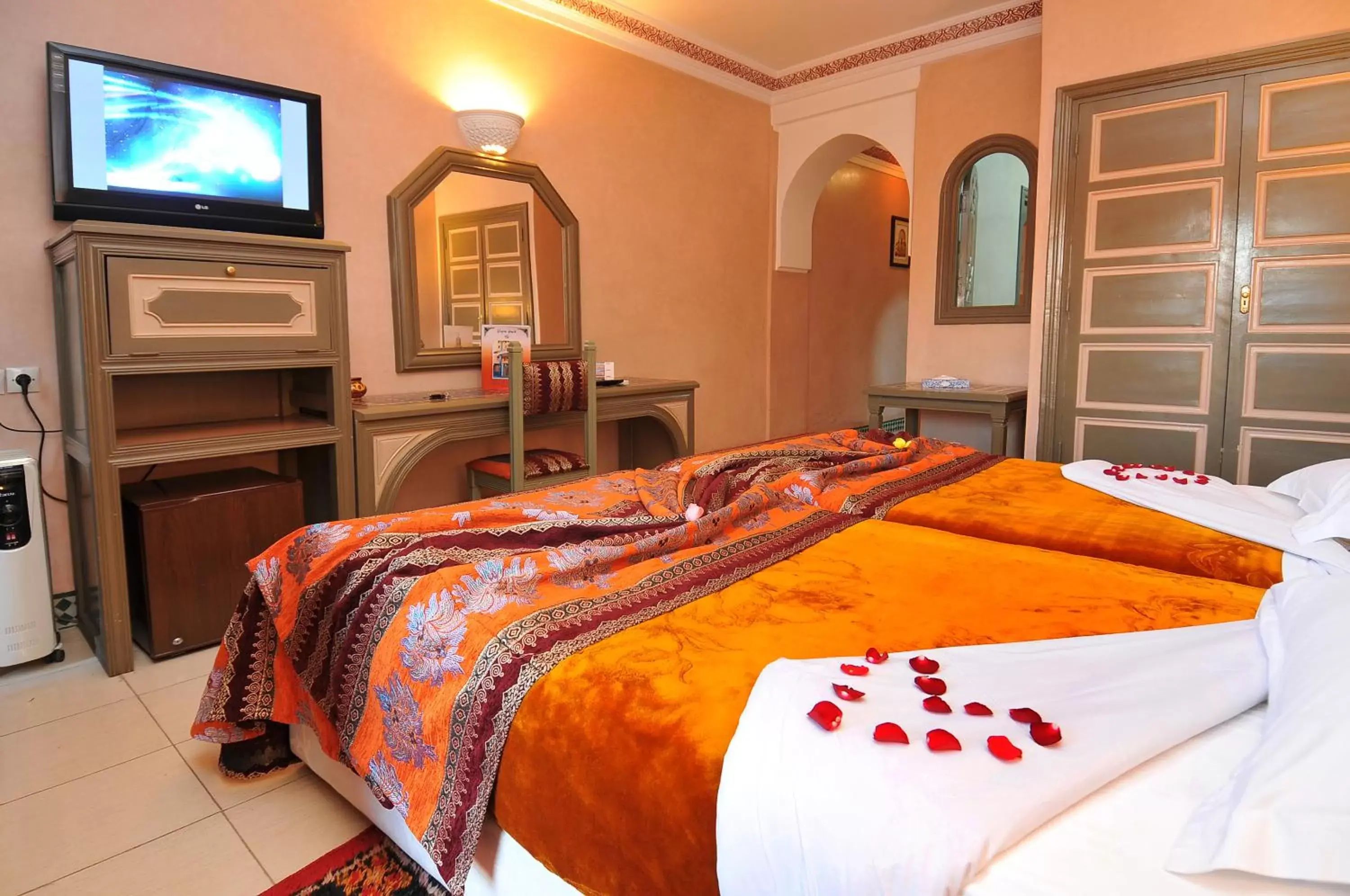 Photo of the whole room, Bed in Diwane Hotel & Spa Marrakech