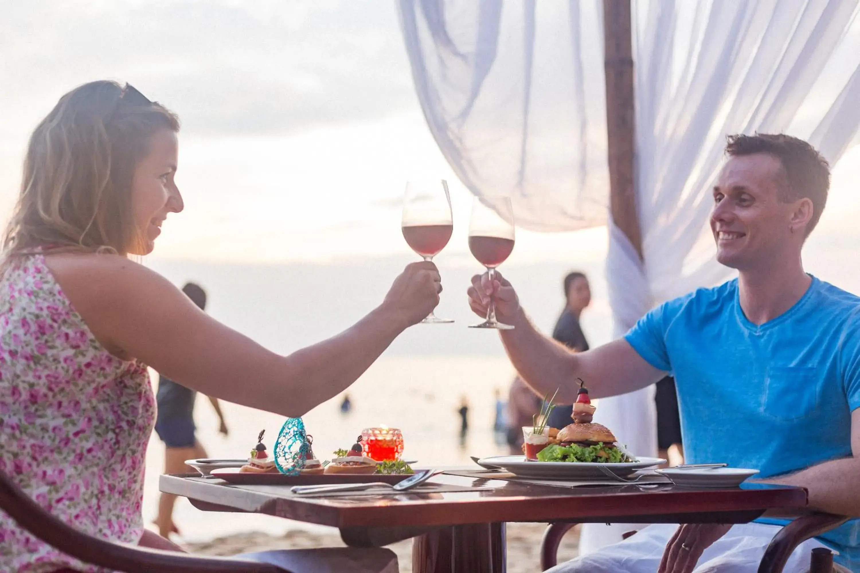 Dining area in Coco Palm Beach Resort & Spa