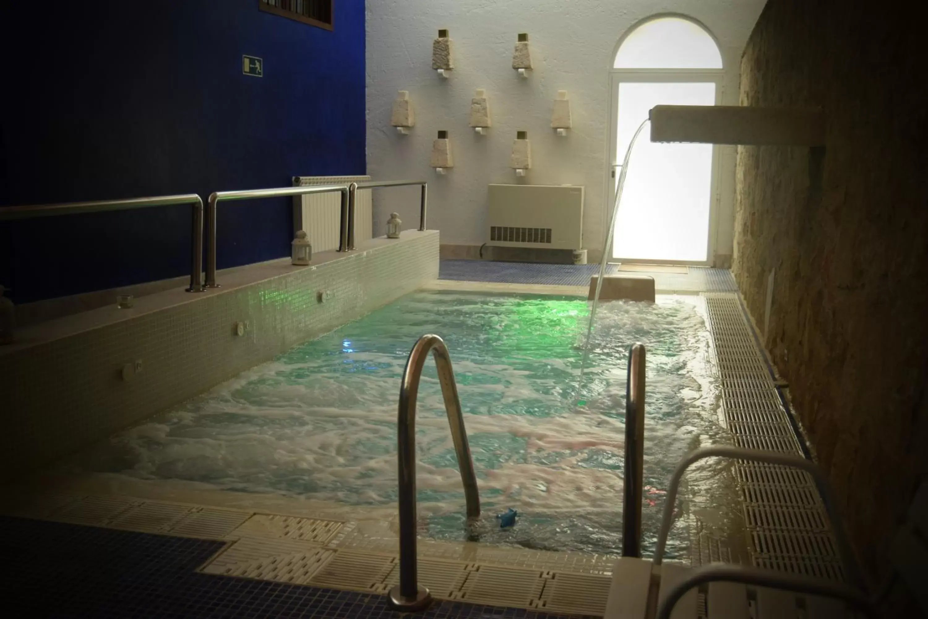 Swimming Pool in Hotel Spa La Casa Del Convento