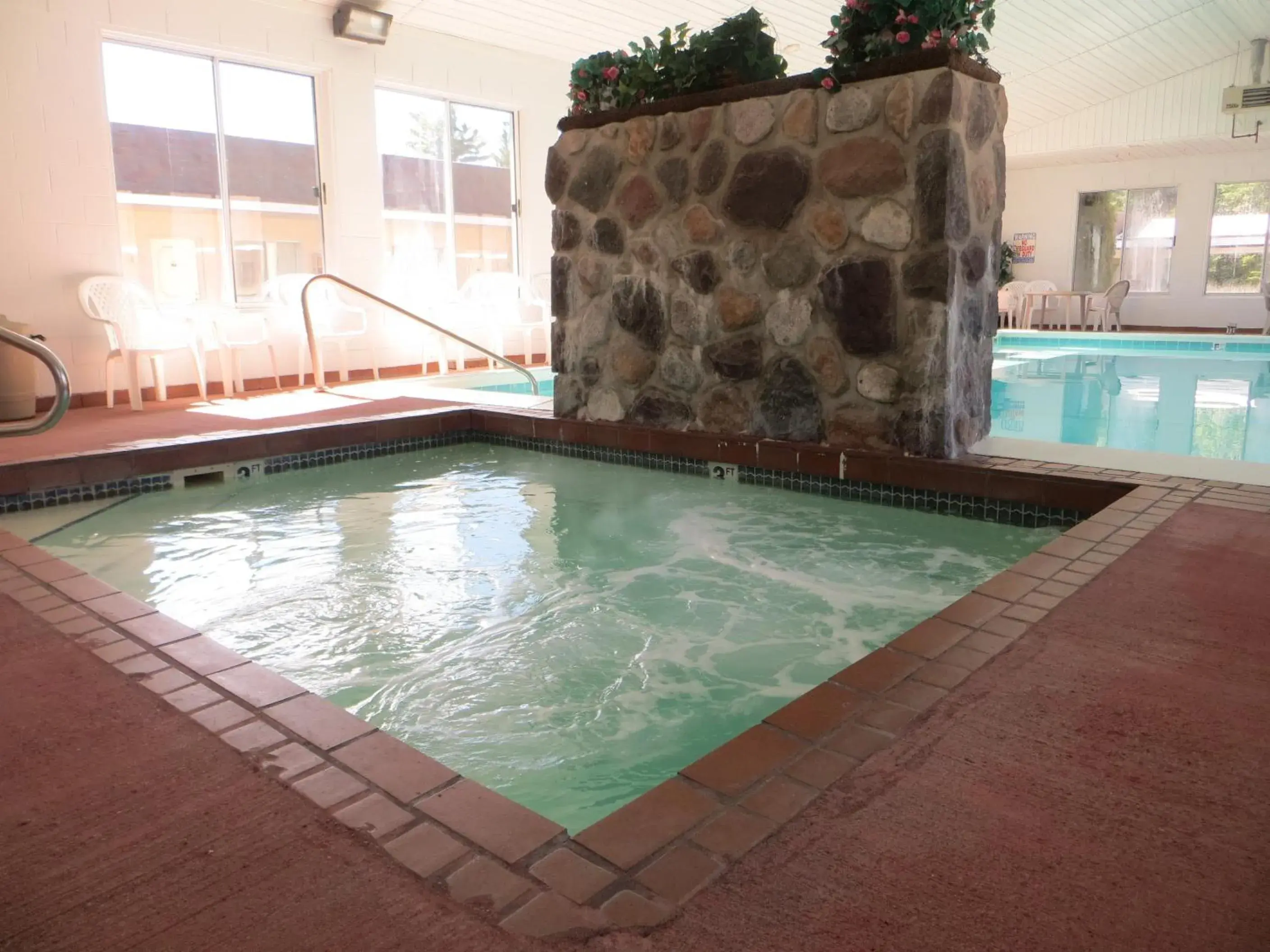 Swimming pool in Waterfront Inn Mackinaw City Swimming pool in Waterfront Inn Mackinaw City