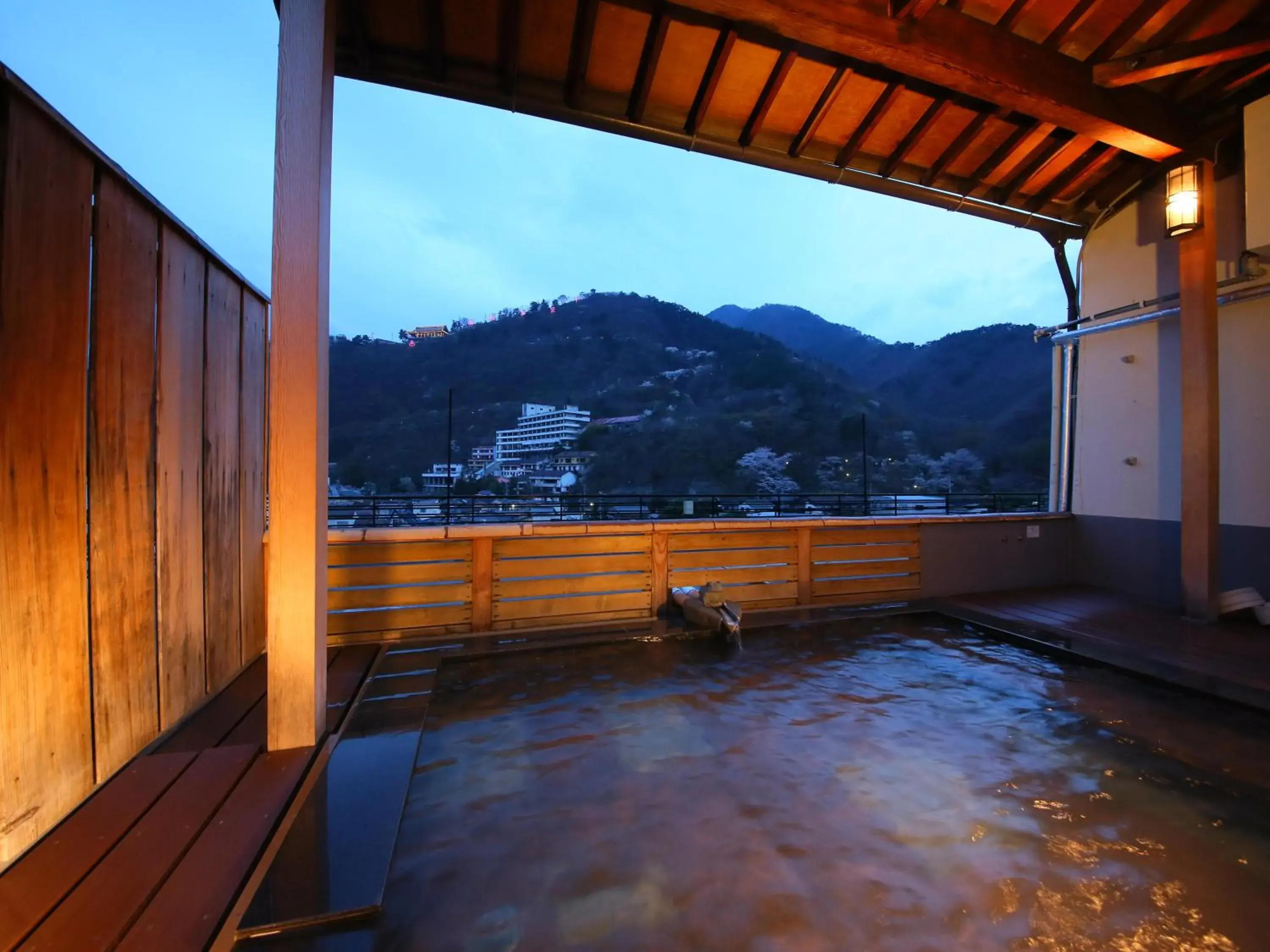 Hot Spring Bath, Mountain View in Ogiwarakan